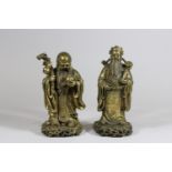 Zwei Götter Luxing und Shouxing, Messing, H.: ca. 19 cm. Guter, altersbedingter Zustand.