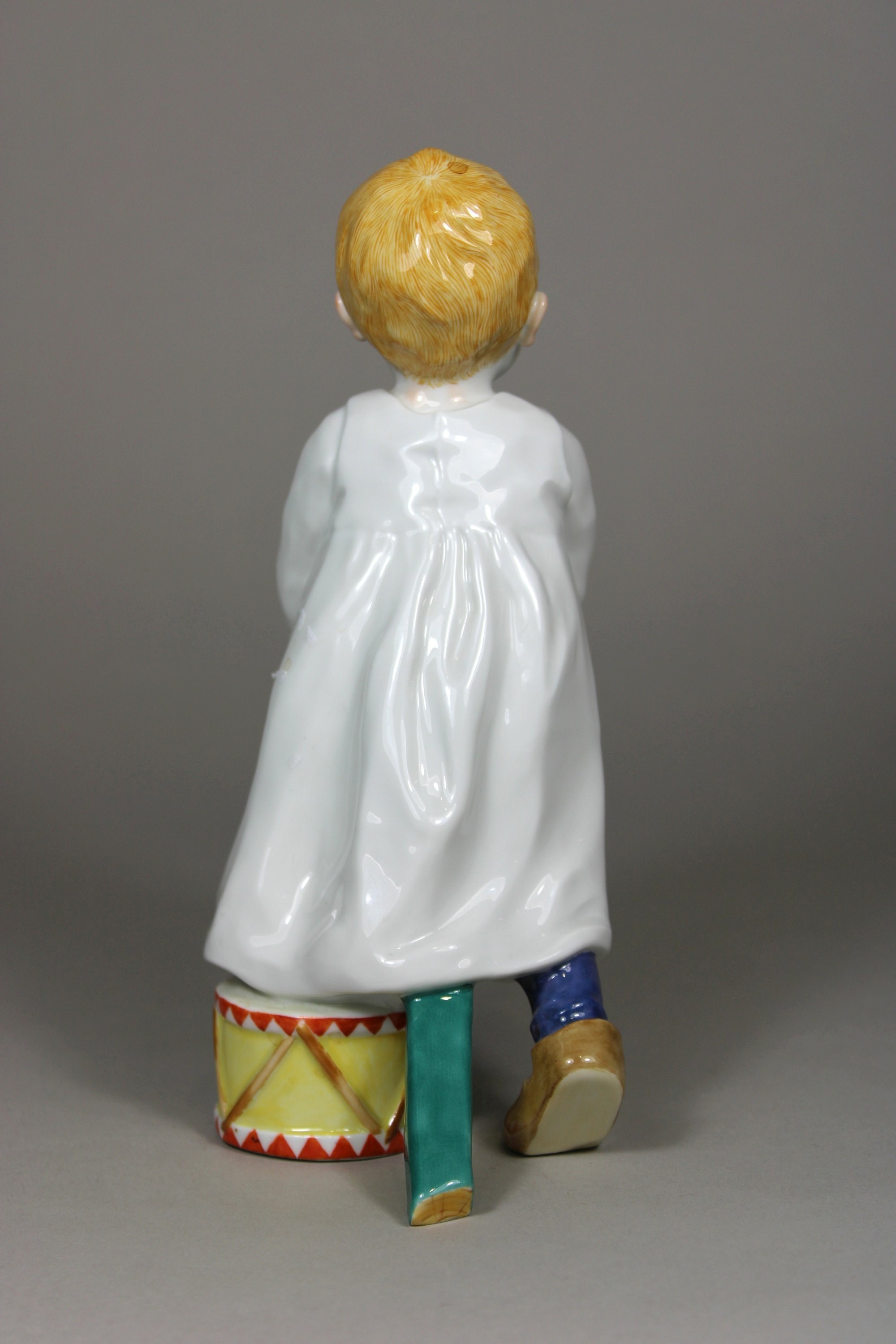 Porzellanfigur, Hentschelkind, Kind mit Stecken und Trommel, Meissen, Schwertermarke, Marke seit 19 - Image 3 of 5