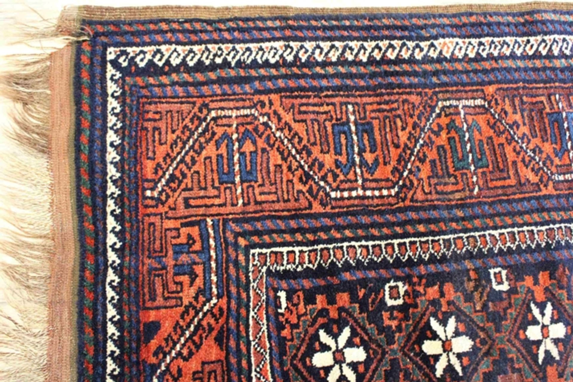 Belutsch Teppich, Maße: 237 x 141 cm. Guter Zustand, Abnutzungsspuren an den Kanten. - Bild 2 aus 3