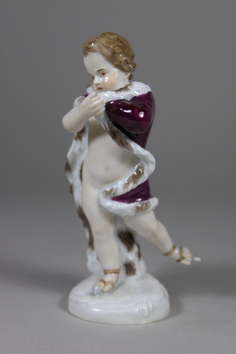 Porzellanfigur, der Winter, Vier Putten als Allegorien der vier Jahreszeiten, Meissen, 1. Wahl, Ent - Image 2 of 4