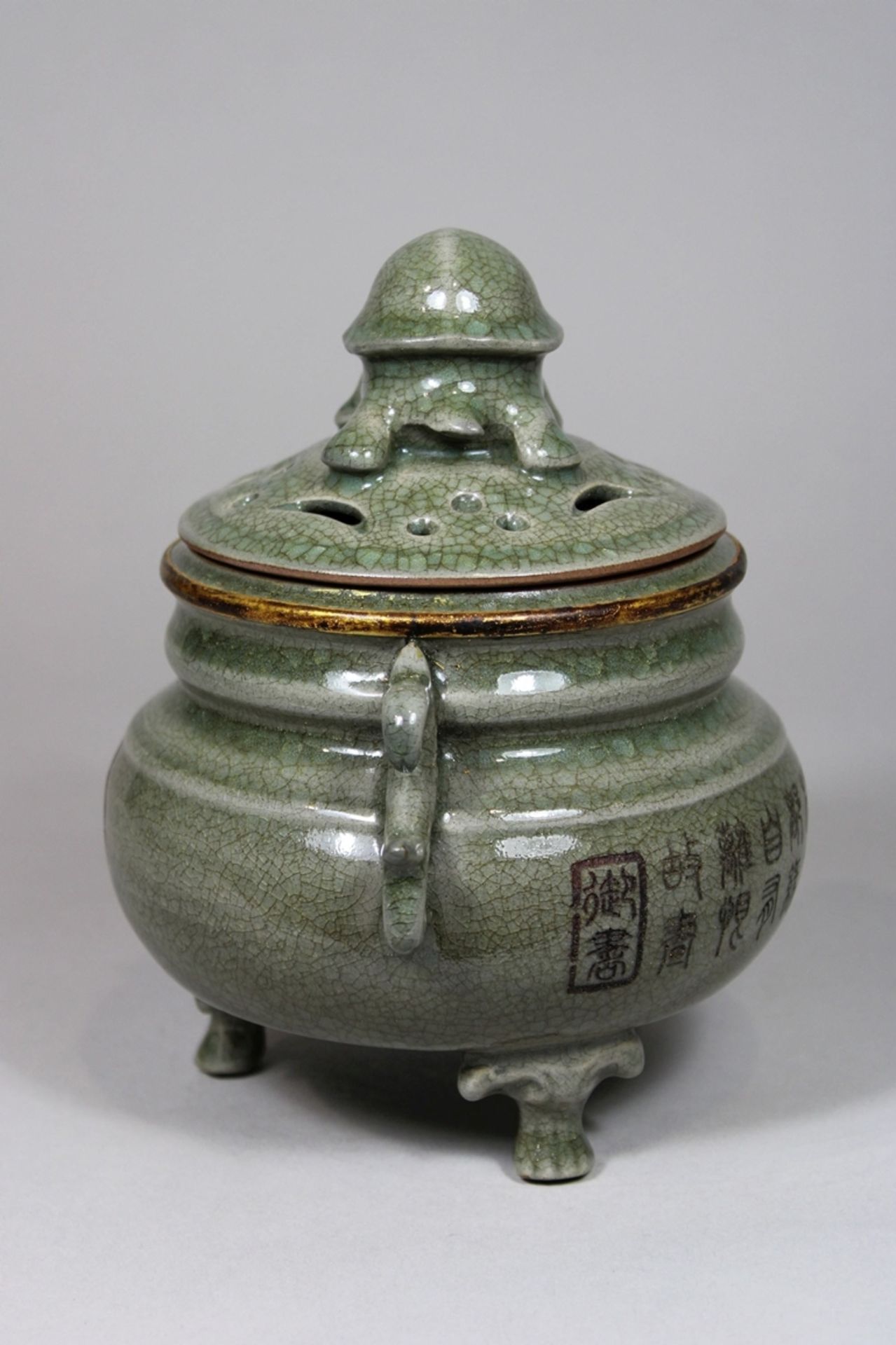 Celadon Weihrauchgefäß, China, Porzellan, ohne Marke, kalligrafischen Motiven und Schildkröte Deko, - Bild 2 aus 5