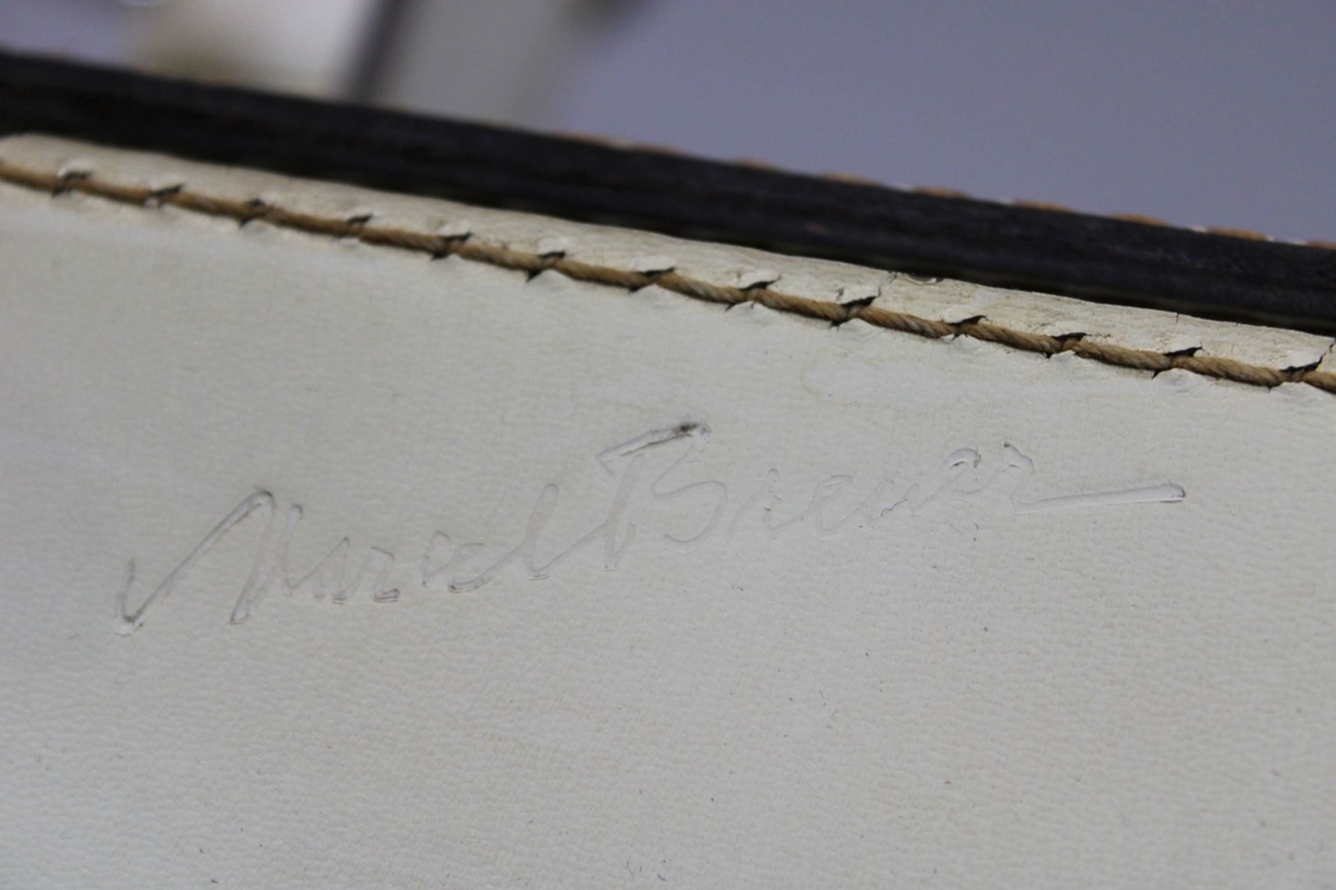Wassily Chair, Designer: Marcel Breuer, Stahlrohr und Rindkernleder, 1960, auf dem Leder signiert. - Bild 2 aus 2