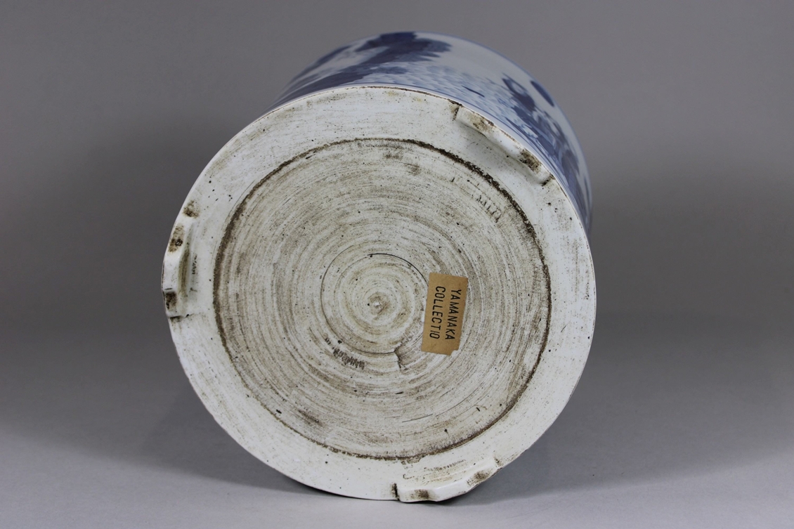 Pinselbecher, China, Porzellan, ohne Marke, blau-weiß bemalt, figürliche Szene, H.: 19 cm, Dm.: 21 - Image 6 of 6