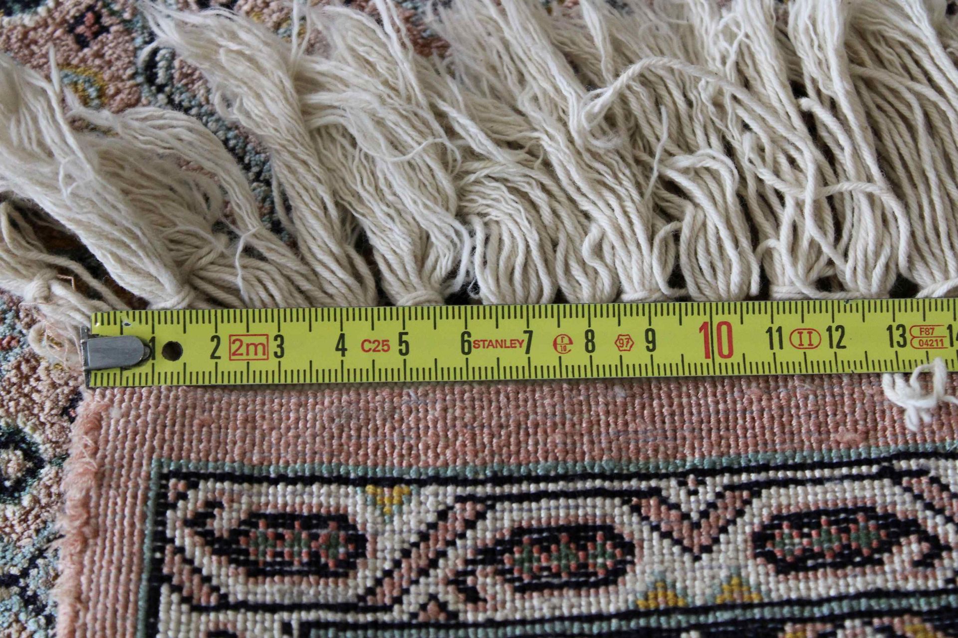 Kashmir-Seide, Indische Teppiche, Maße: 188 x 270 cm. Guter Zustand, Fleckig. - Bild 3 aus 3