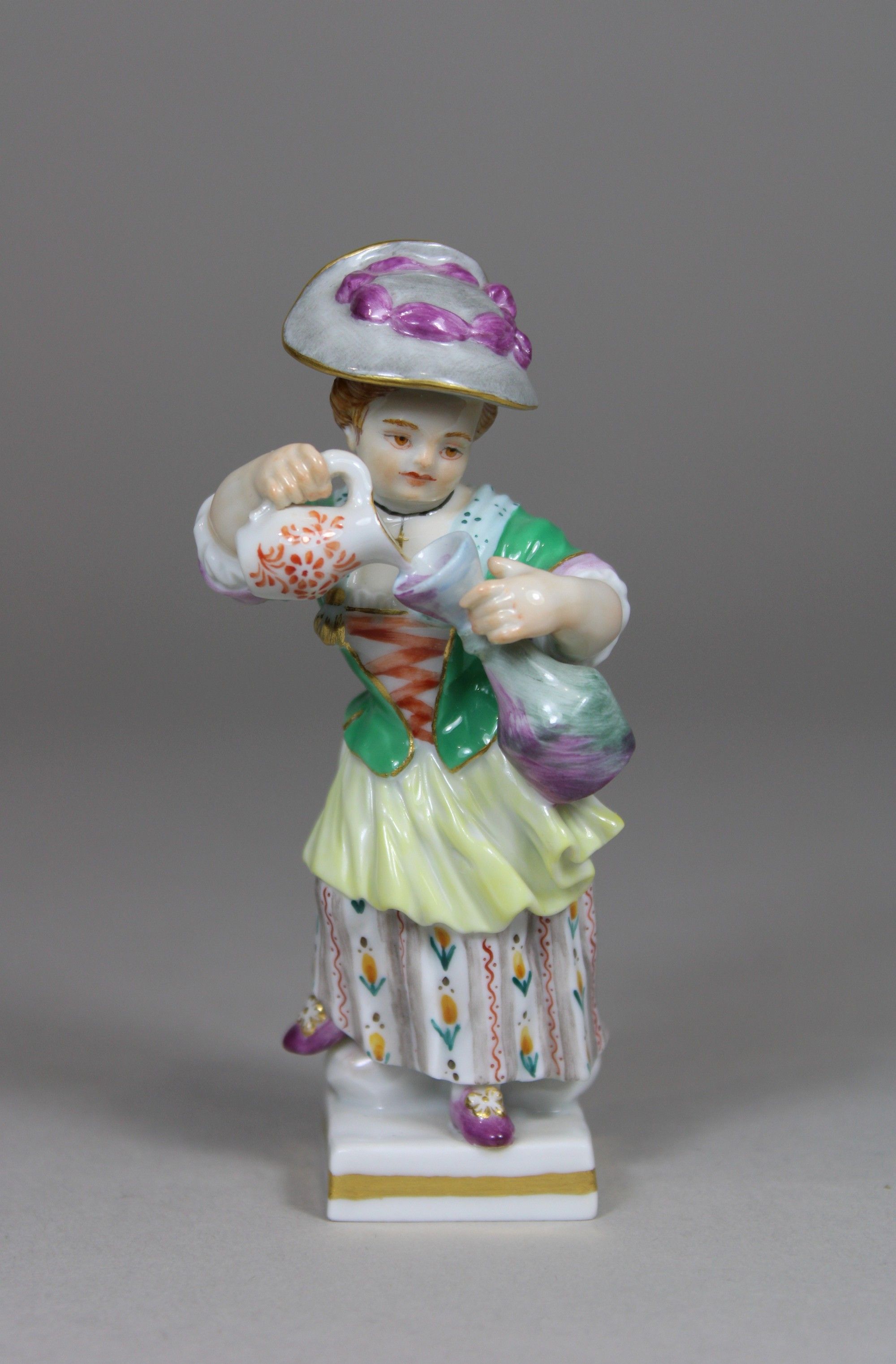 Porzellanfigur, Mädchen mit Flasche und Krug, Gärtnerkind, Meissen, 1. Wahl, 1984, Modell 60431, Bo