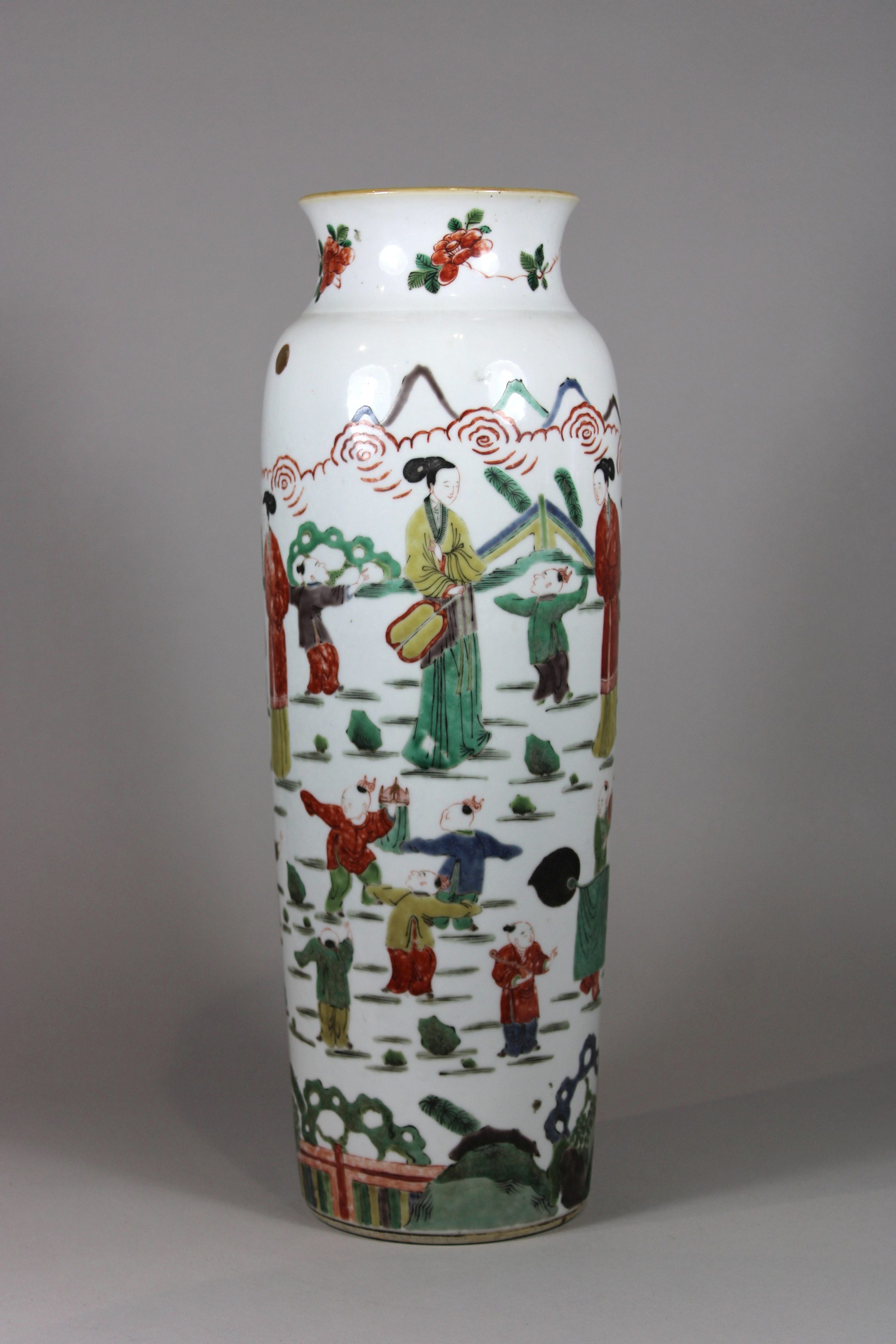 Xiangtuiping Vase, China, Porzellan, 18. - 19. Jh., ohne Marke, Wucai, figürliche Darstellung, Bode - Image 2 of 8