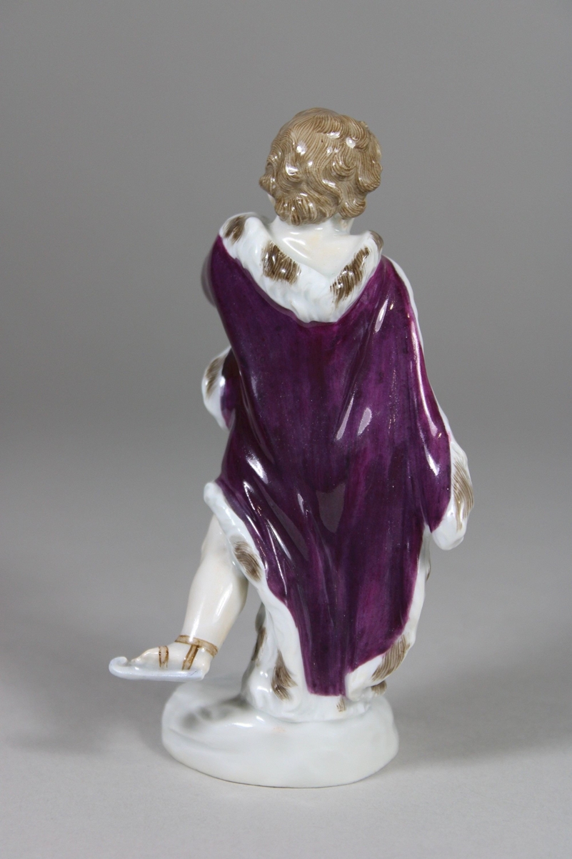 Porzellanfigur, der Winter, Vier Putten als Allegorien der vier Jahreszeiten, Meissen, 1. Wahl, Ent - Image 3 of 4