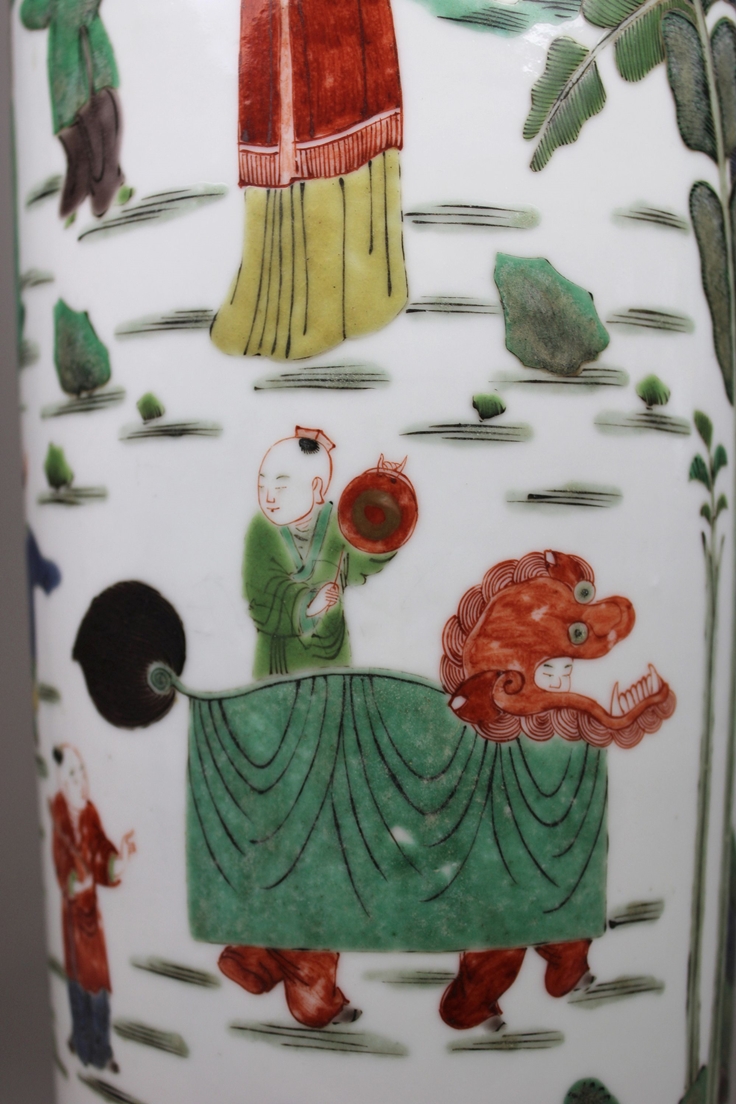 Xiangtuiping Vase, China, Porzellan, 18. - 19. Jh., ohne Marke, Wucai, figürliche Darstellung, Bode - Image 7 of 8