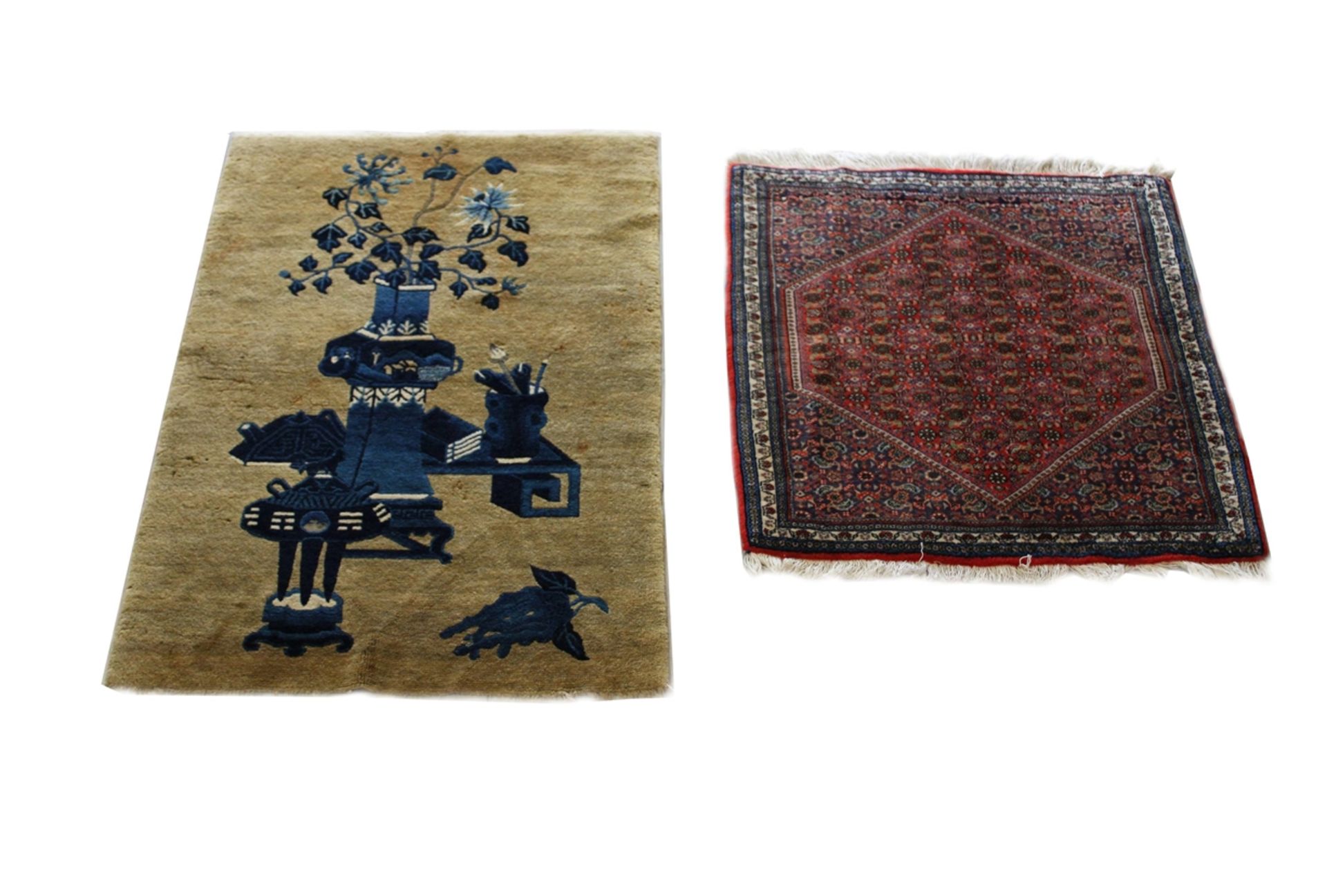 Paar Teppiche, Bidjar, Maße: 75 x 114 cm, China, alt, Maße: 81 x 76 cm. Guter Zustand.