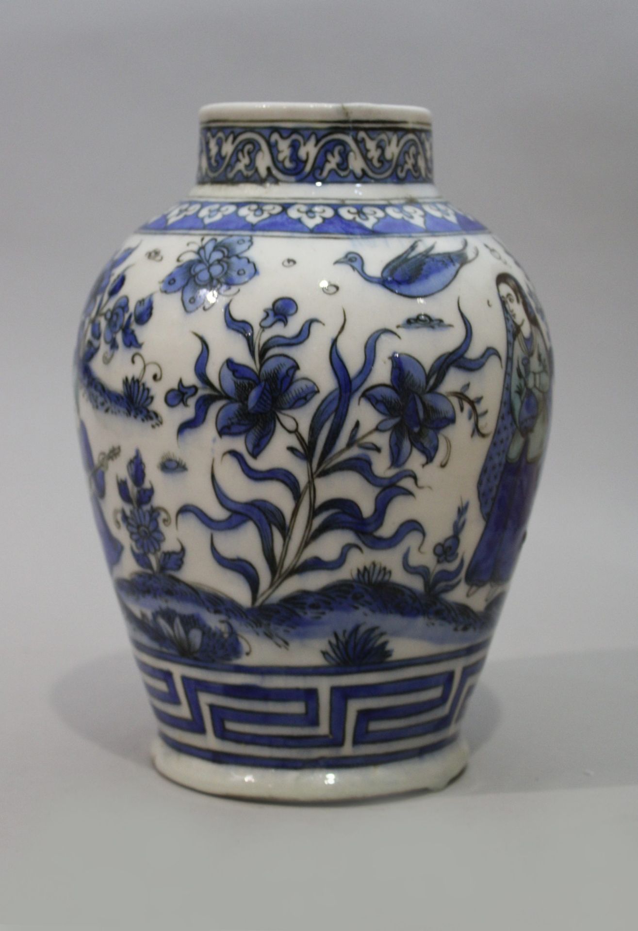 Safawidische Vase, Keramik, Südpersien (Iran), Safawidenherrschaft (1501-1722), blau-weiß, Landscha - Bild 2 aus 4