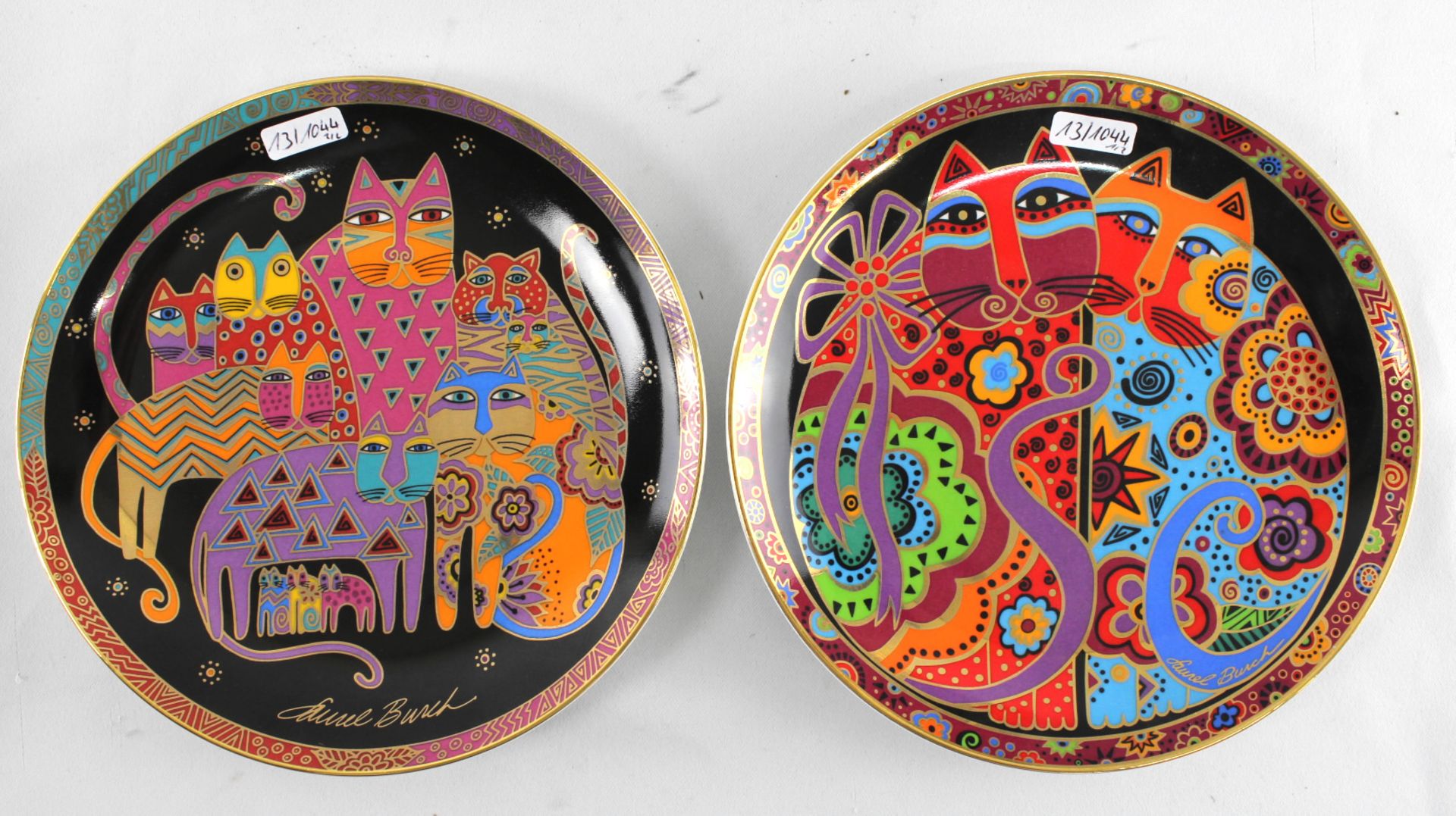 2 Sammelteller, Franklin Mint Royal Doulton, "Fabulous Felines"