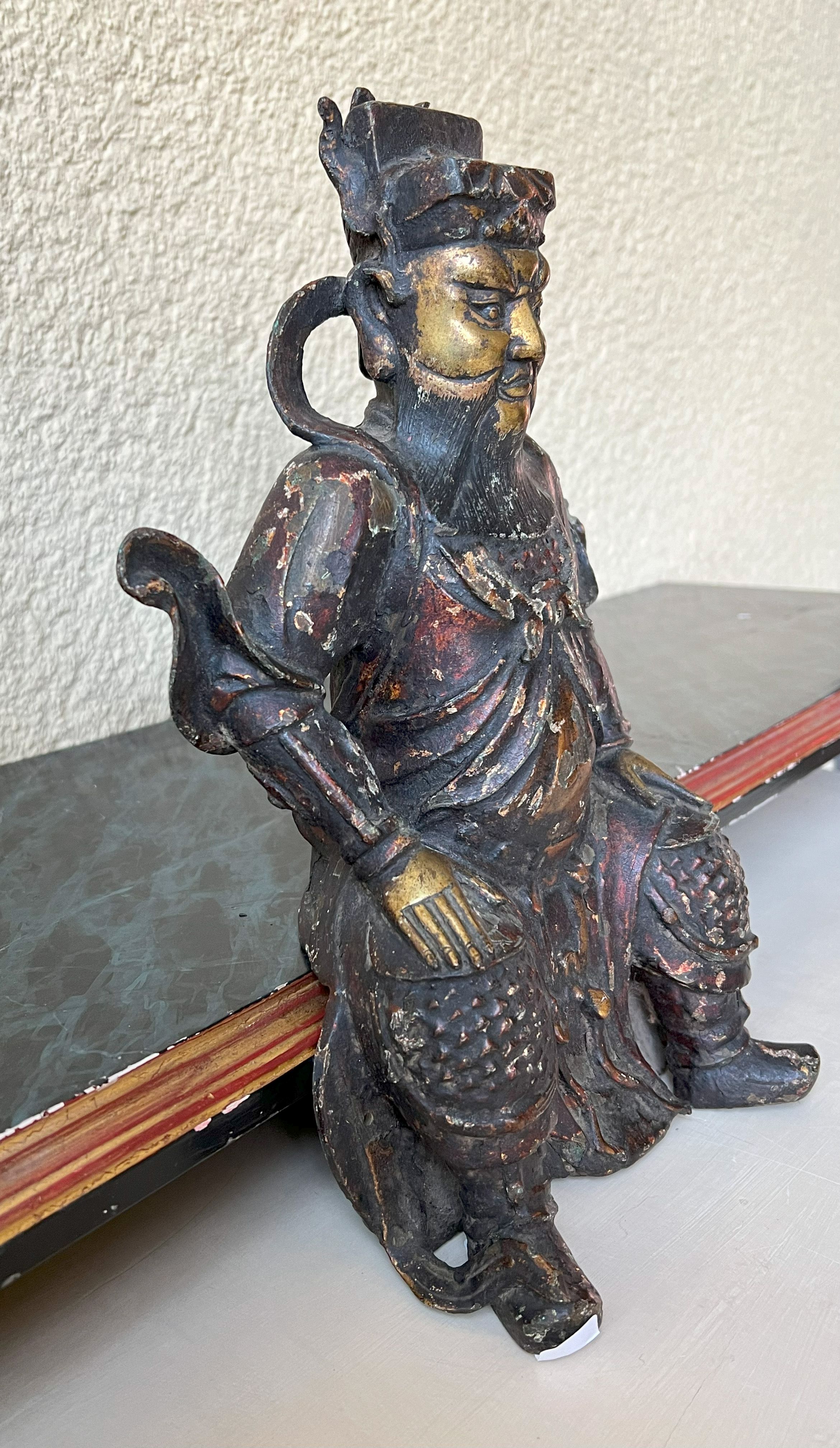 China, Ming-Zeit, 17. Jh., Guandi: Thronender Herrscher, Bronze mit Feuervergoldung und originaler - Image 13 of 25