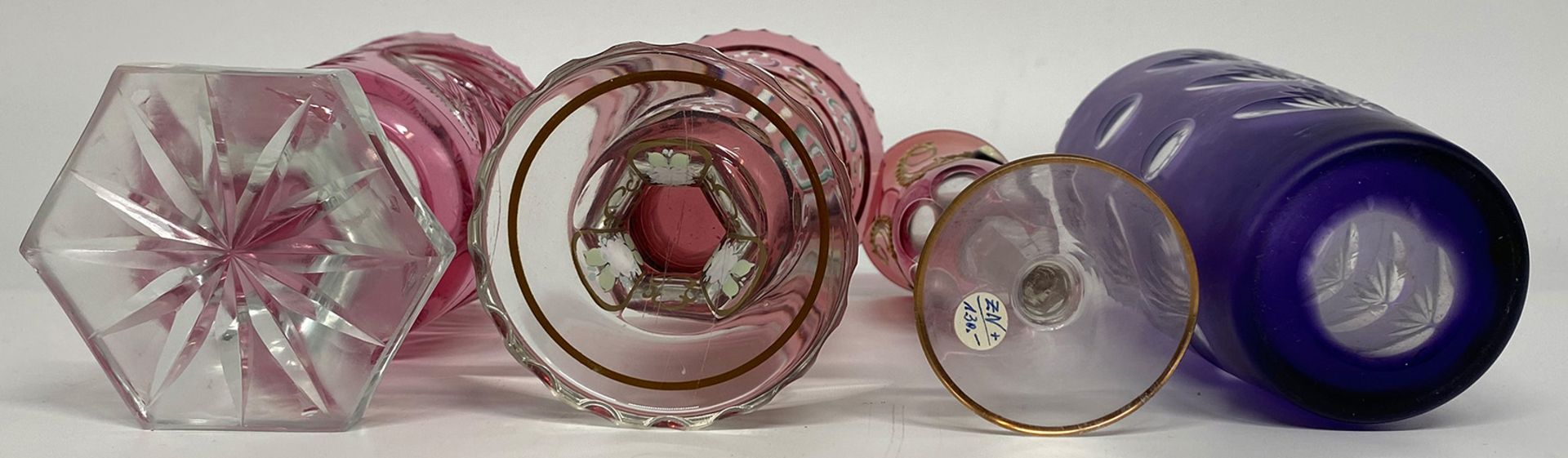 Großes Glaskonvolut, überwiegend Rubinglas, Böhmen: großer tulpenförmig und doppeltgebauchter - Image 13 of 14