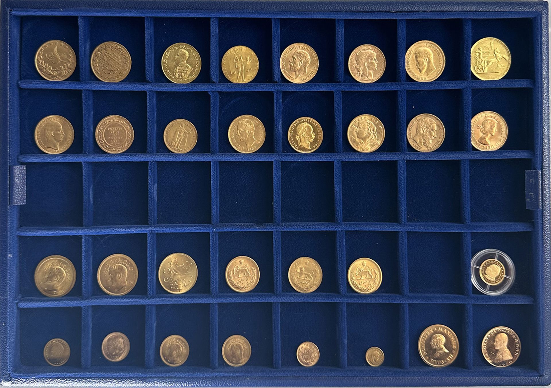 Großes internationales Goldmünzen Konvolut, Sammlungsauflösung: 2 x 100 Türkei Kurush Gold (je 7,2