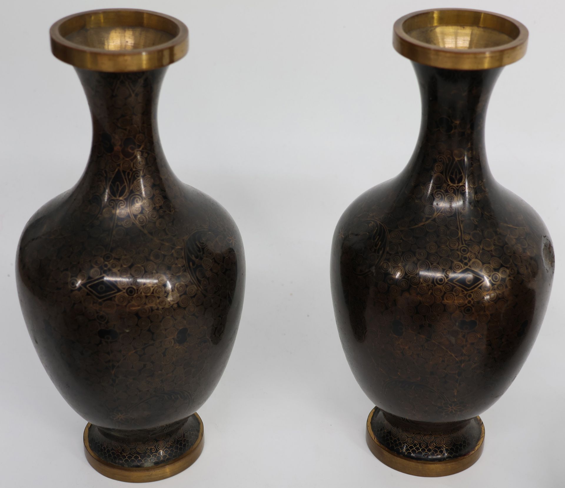 Konvolut Japan, Gefäße, Schalen, Vasen: 3 x Schalen D 20,5 cm; 1 x Schale D 14,5 cm, 2 x Vasen H - Image 3 of 6