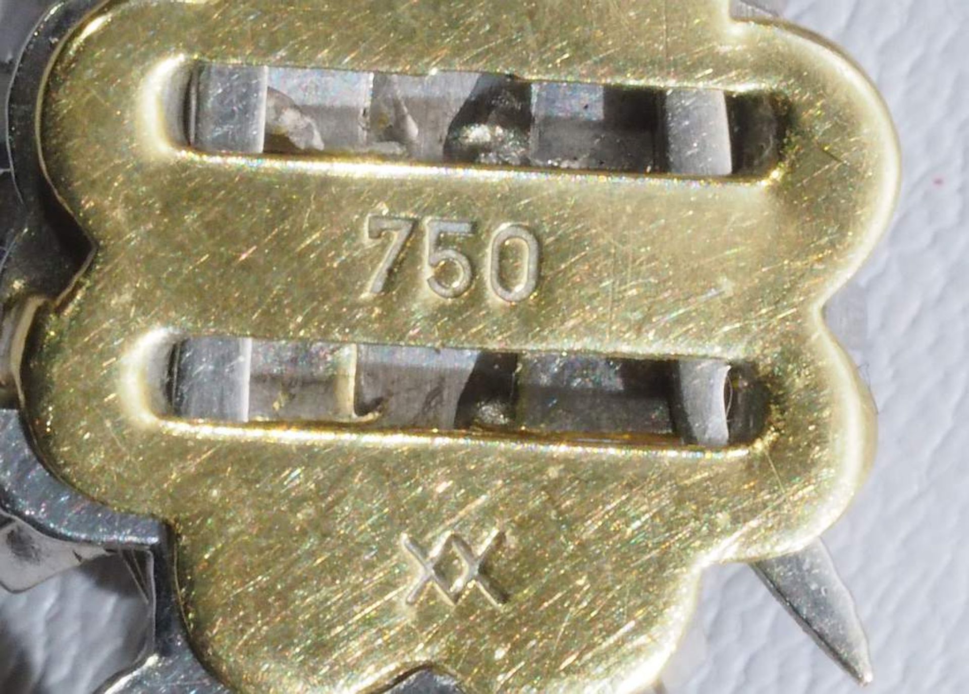 Zweireihige Perlenkette, Schmuckverschluß aus 750iger Gelb- und Weißgold - Bild 5 aus 8