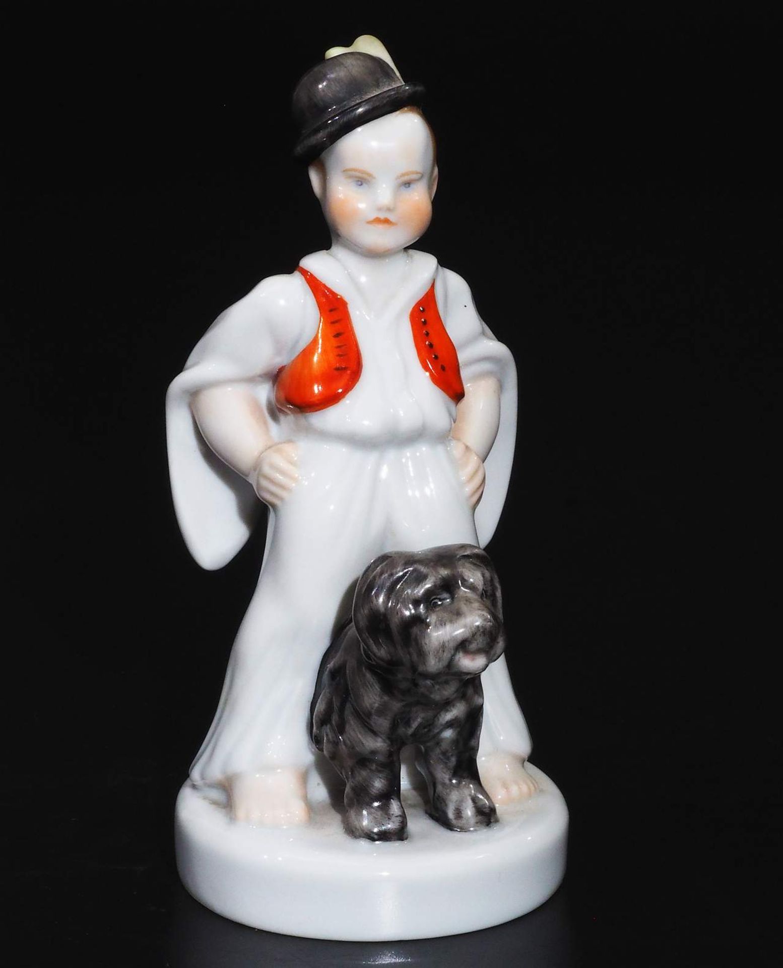 Figurengruppe "Kleiner Junge mit Hund". HEREND, 20. Jahrhundert. - Bild 2 aus 6