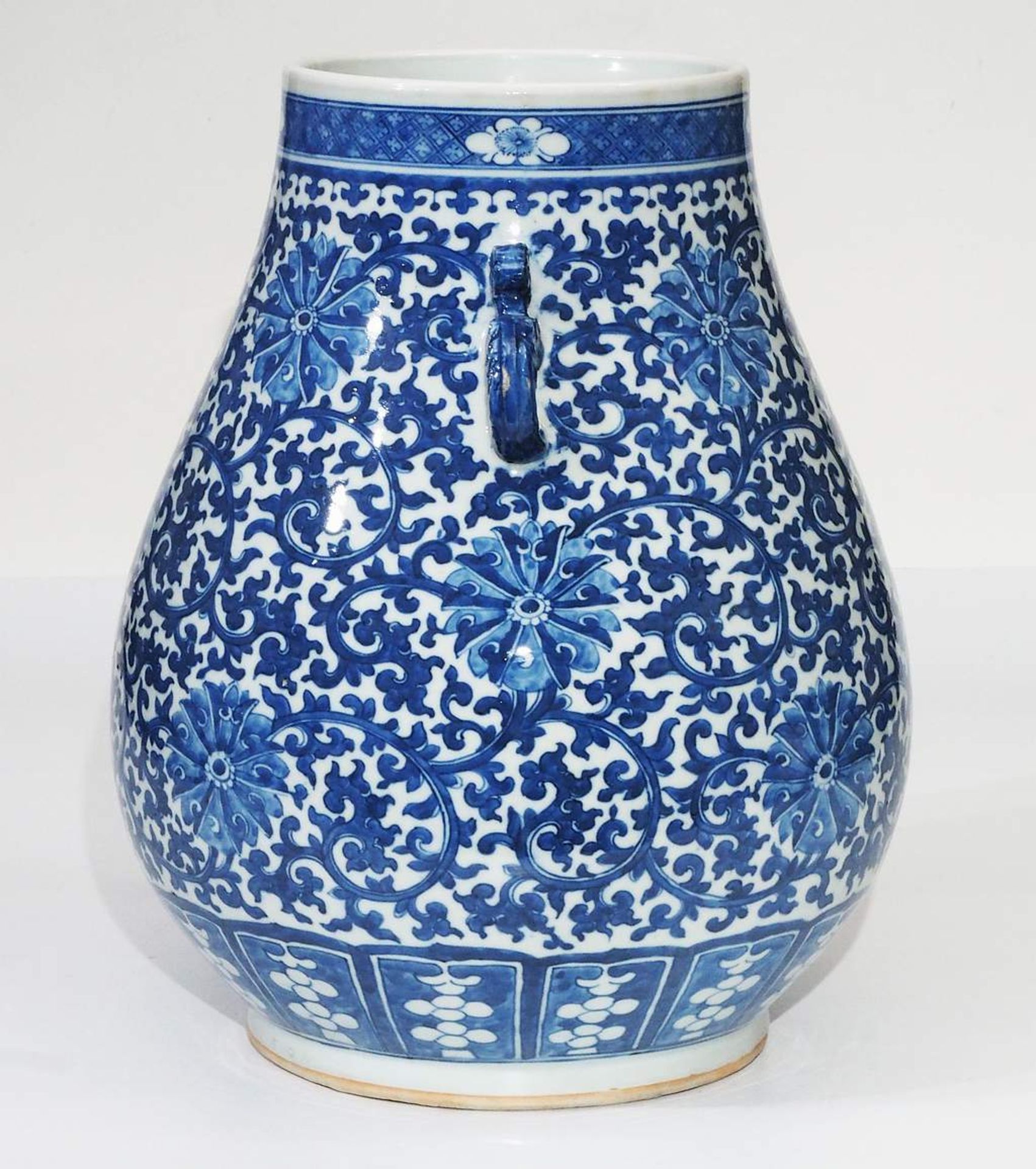 Große Vase, Hu-Form auf zylindrischem Standring, - Bild 4 aus 8