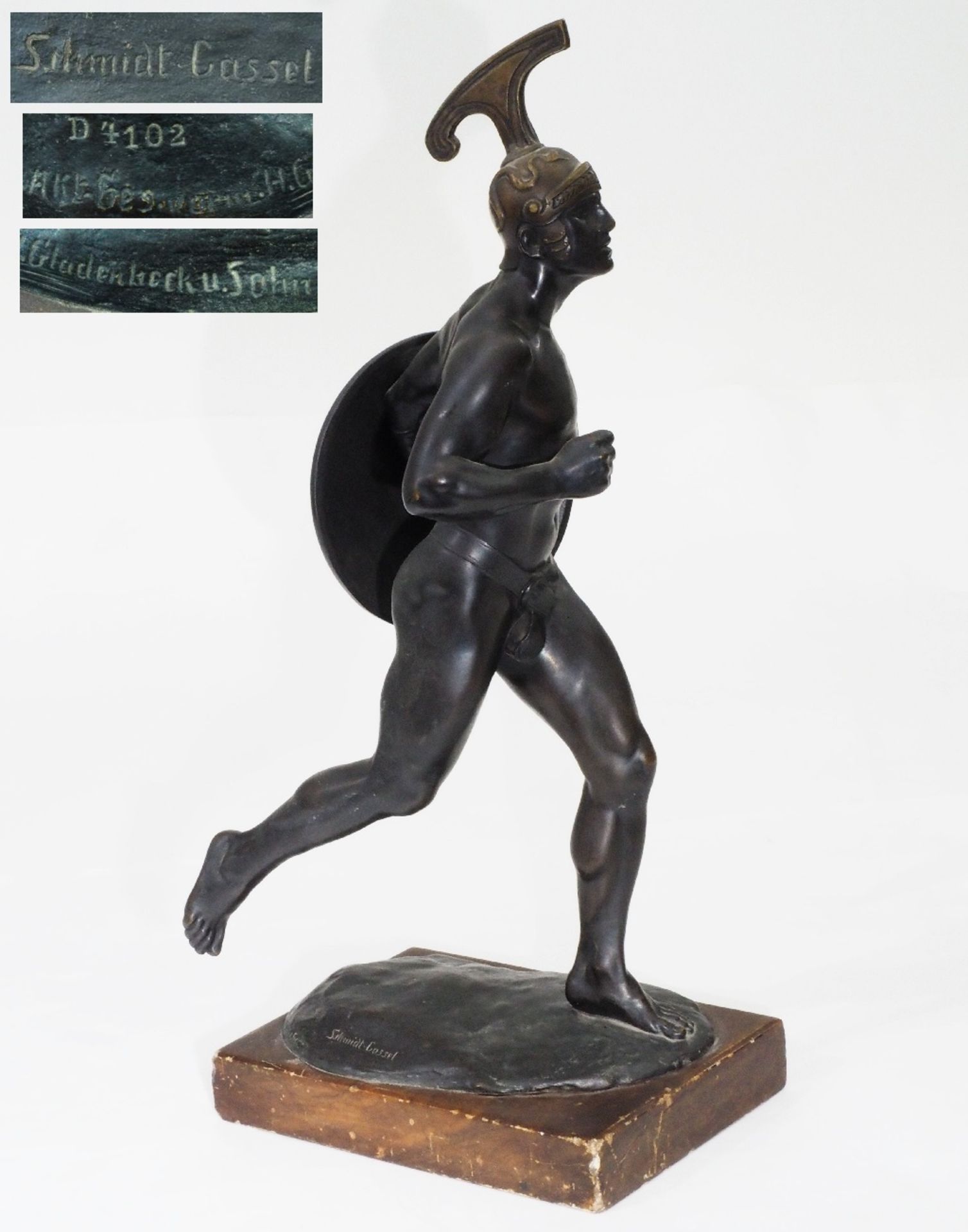 SCHMIDT-CASSEL, Gustav. Gladenbeck-Bronze "Der römische Gladiator".