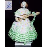 Biedermeier-Dame Mrs. Dery mit Gitarre. HEREND/Ungarn