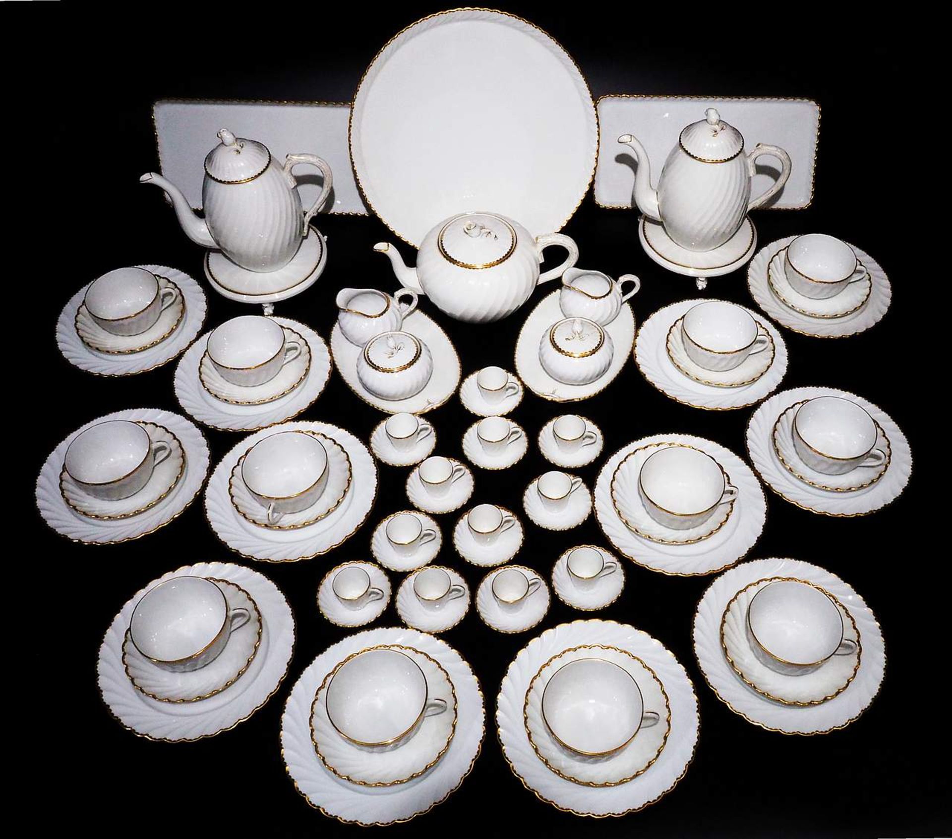 Umfangreiches Kaffee-/Teeservice für 12 Personen. . NYMPHENBURG, Marke 1976 - 1997. - Image 2 of 12