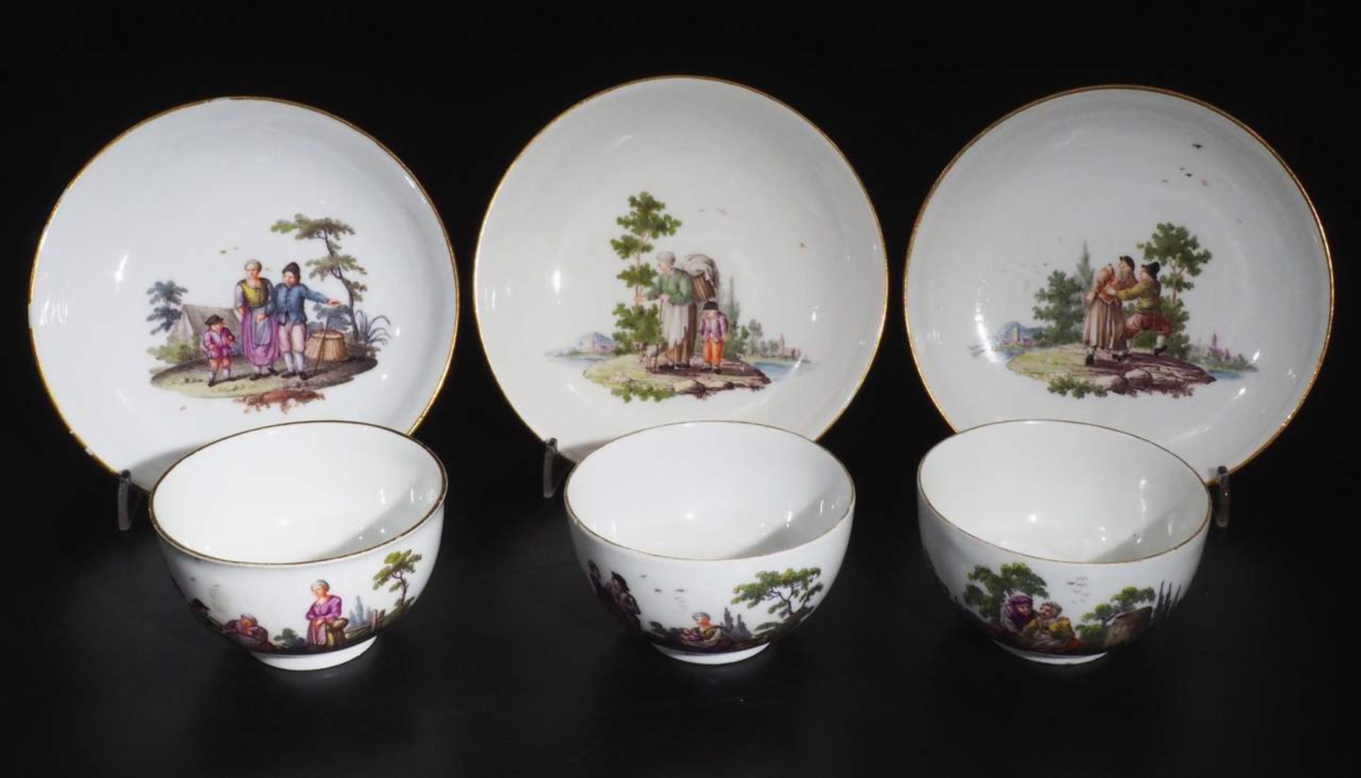 MEISSEN Service, um ca. 1750. "Bauernszenen in Landschaft". - Image 10 of 11