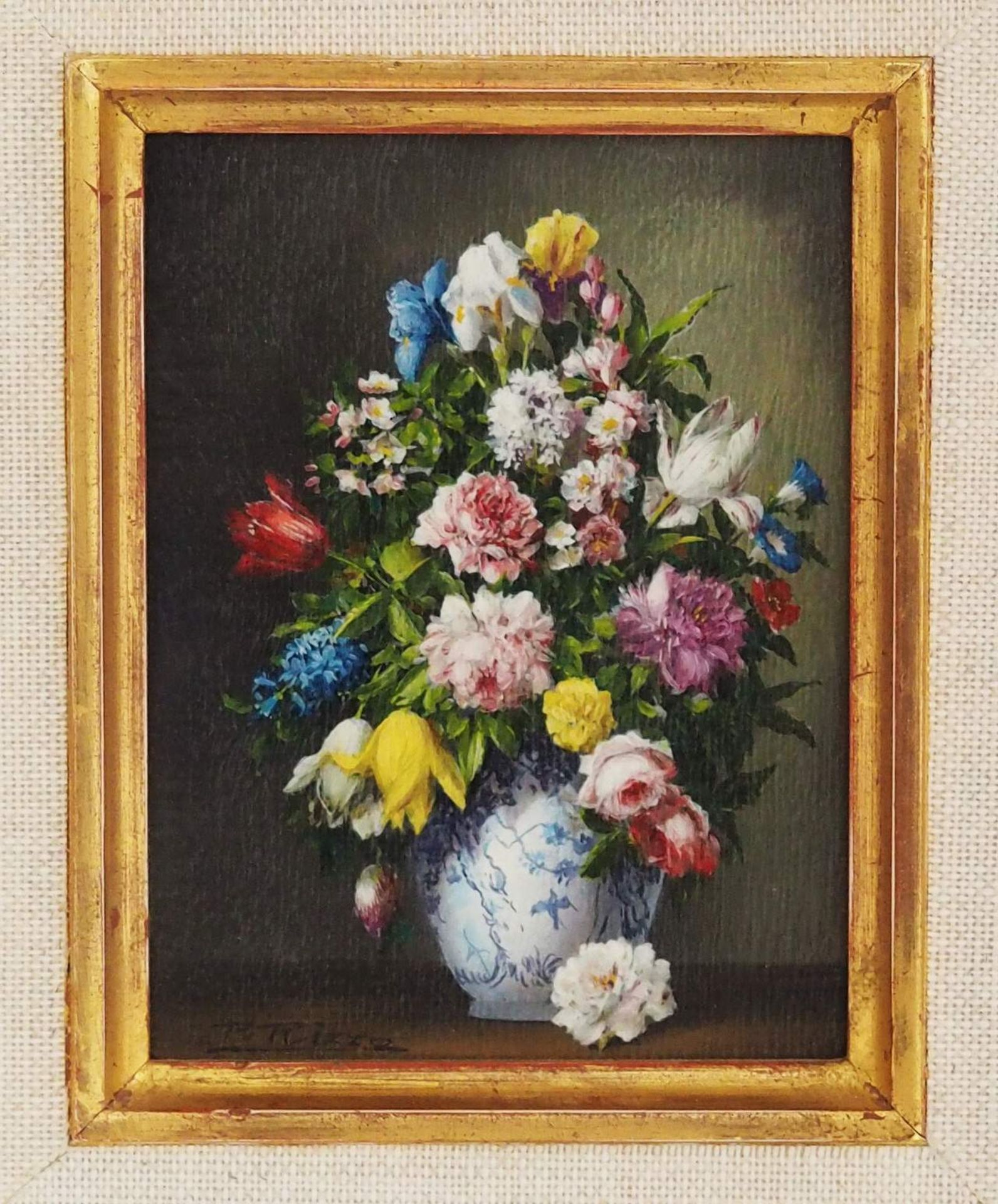 RIZZO, Paolo. Prachtvolles Blumenstilleben in Delter Vase. - Bild 2 aus 5