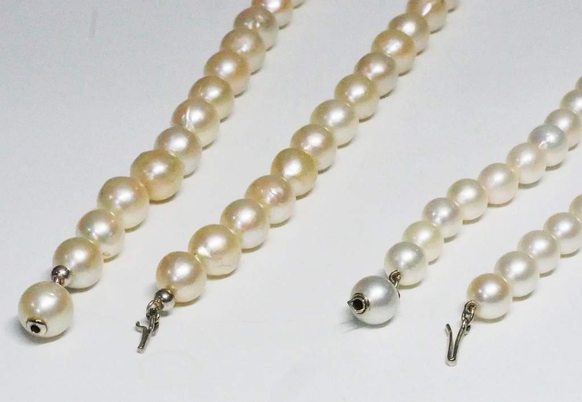 Zwei Akoya Perlenketten. - Image 7 of 8