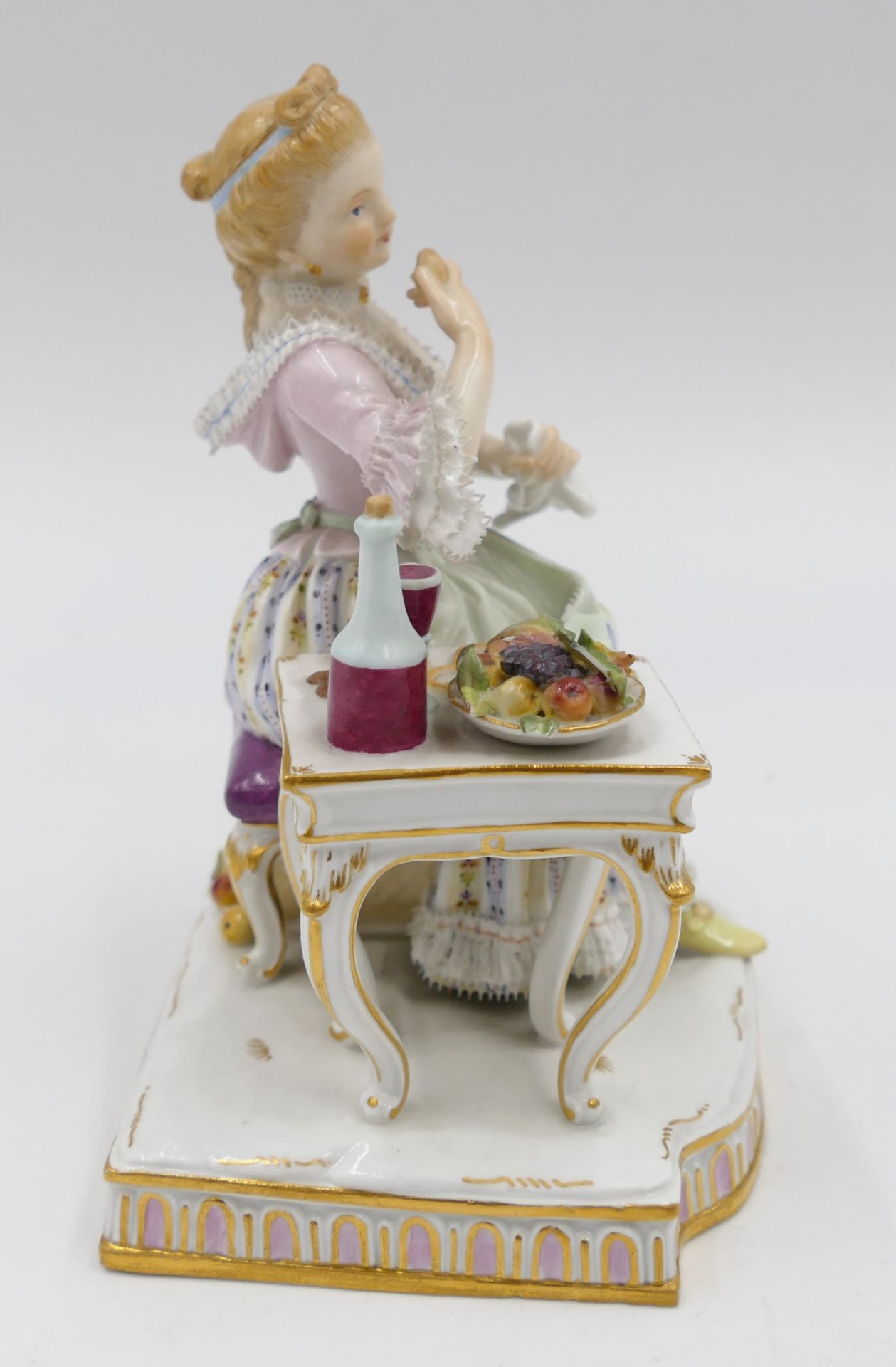 1 Porzellanfigur MEISSEN (wohl 20. Jh.) "Der Geschmack" nach Entwurf: Johann Carl SCHÖNHEIT, untergl - Bild 3 aus 6