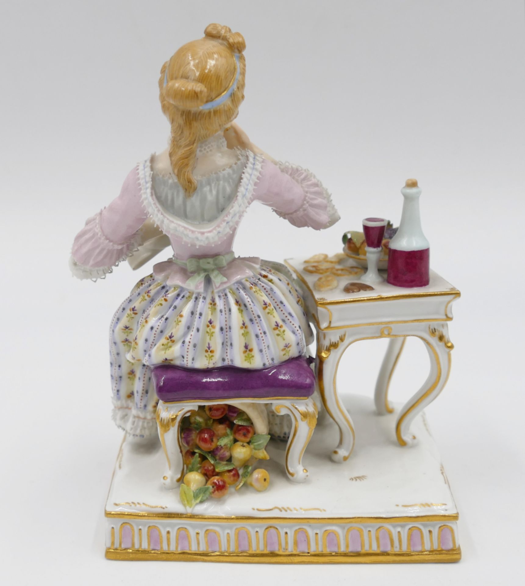 1 Porzellanfigur MEISSEN (wohl 20. Jh.) "Der Geschmack" nach Entwurf: Johann Carl SCHÖNHEIT, untergl - Bild 4 aus 6