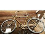 2 Fahrräder: 1x Triumph Nürnberg wohl um 1920 u.a. je Asp