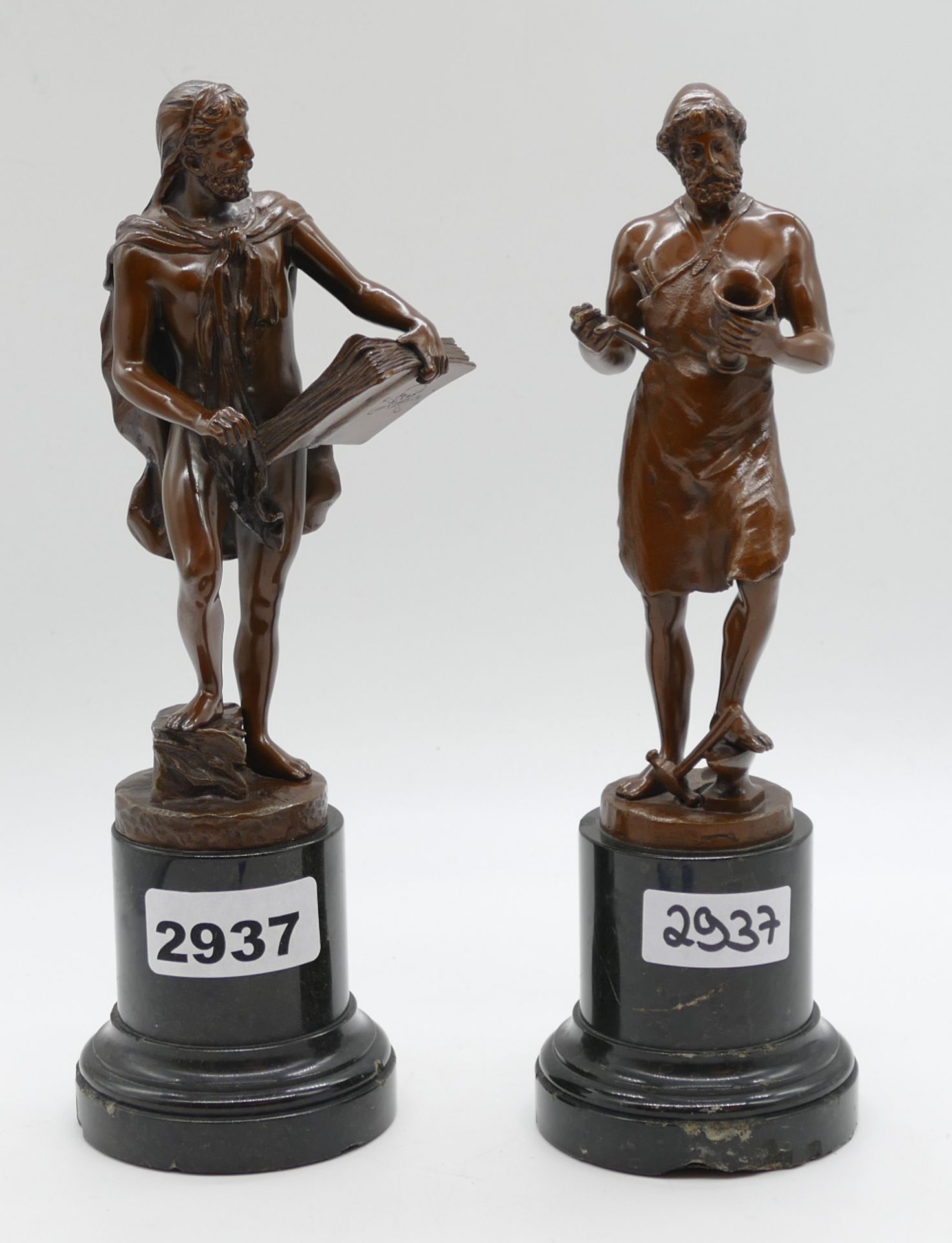 2 Figuren wohl Bronzen patiniert jew. bez. "Eichberg" (wohl Hermann EICHBERG 1839-1907), "Antikisier