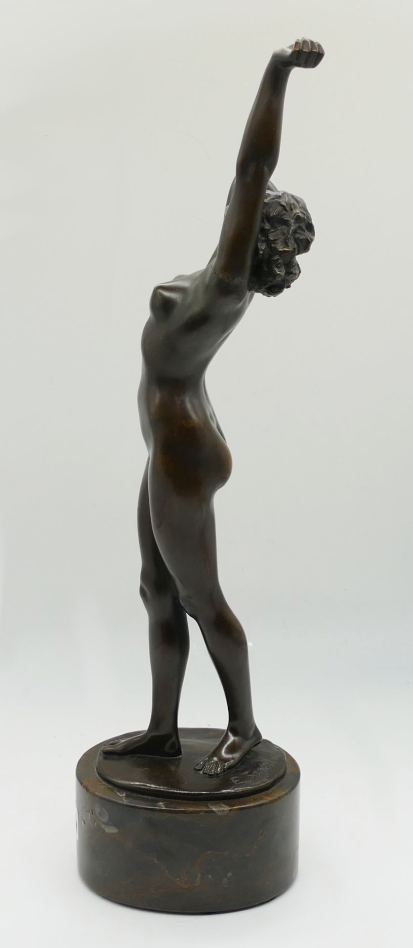 1 Bronzefigur auf Sockel bez. E. SEGER (wohl Ernst S. 1868 Neurode-1939 Berlin) "Erwachende" H mit S - Bild 4 aus 6