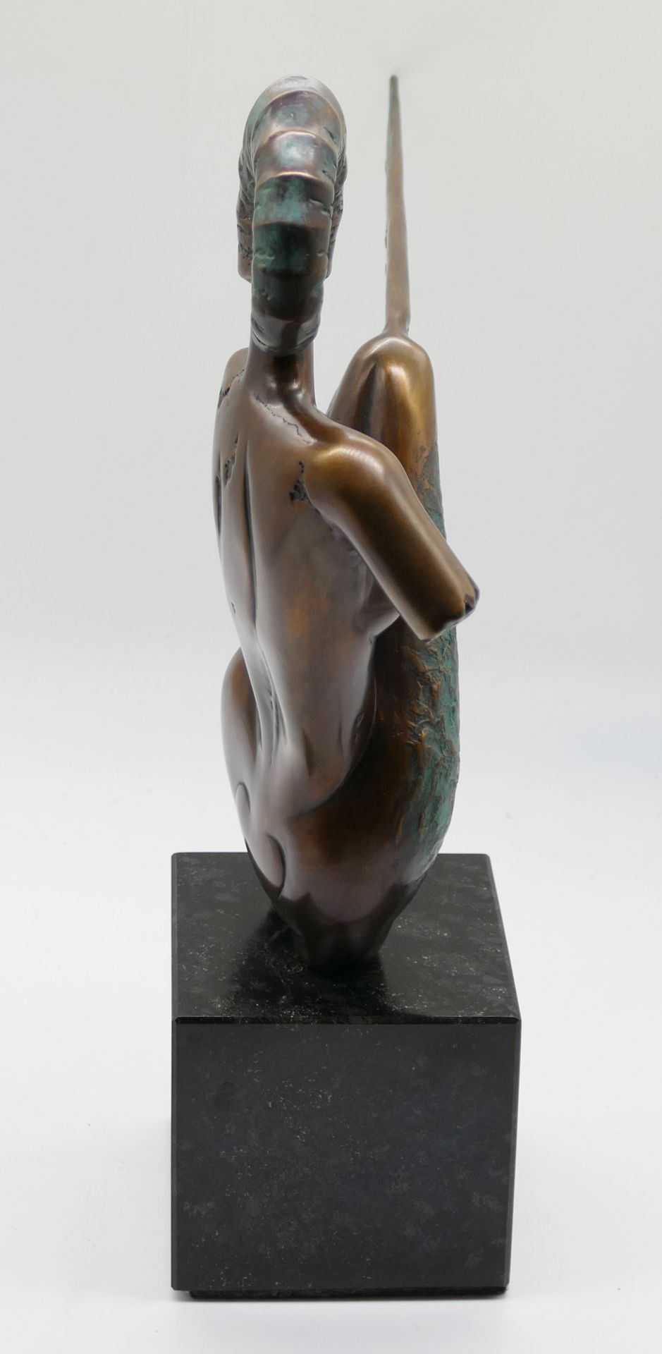 1 Bronzefigur rücks. bez. ARS MUNDI/M. BECKER (wohl Michael B. *1951 Oldenburg) "Goldammonite" num. - Bild 4 aus 4