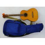 1 Gitarre Karl HÖFNER Bubenreuth ca. L 97cm, mit Tragegurt/-tasche, Notenbüchern u.a., z.T. min. bes