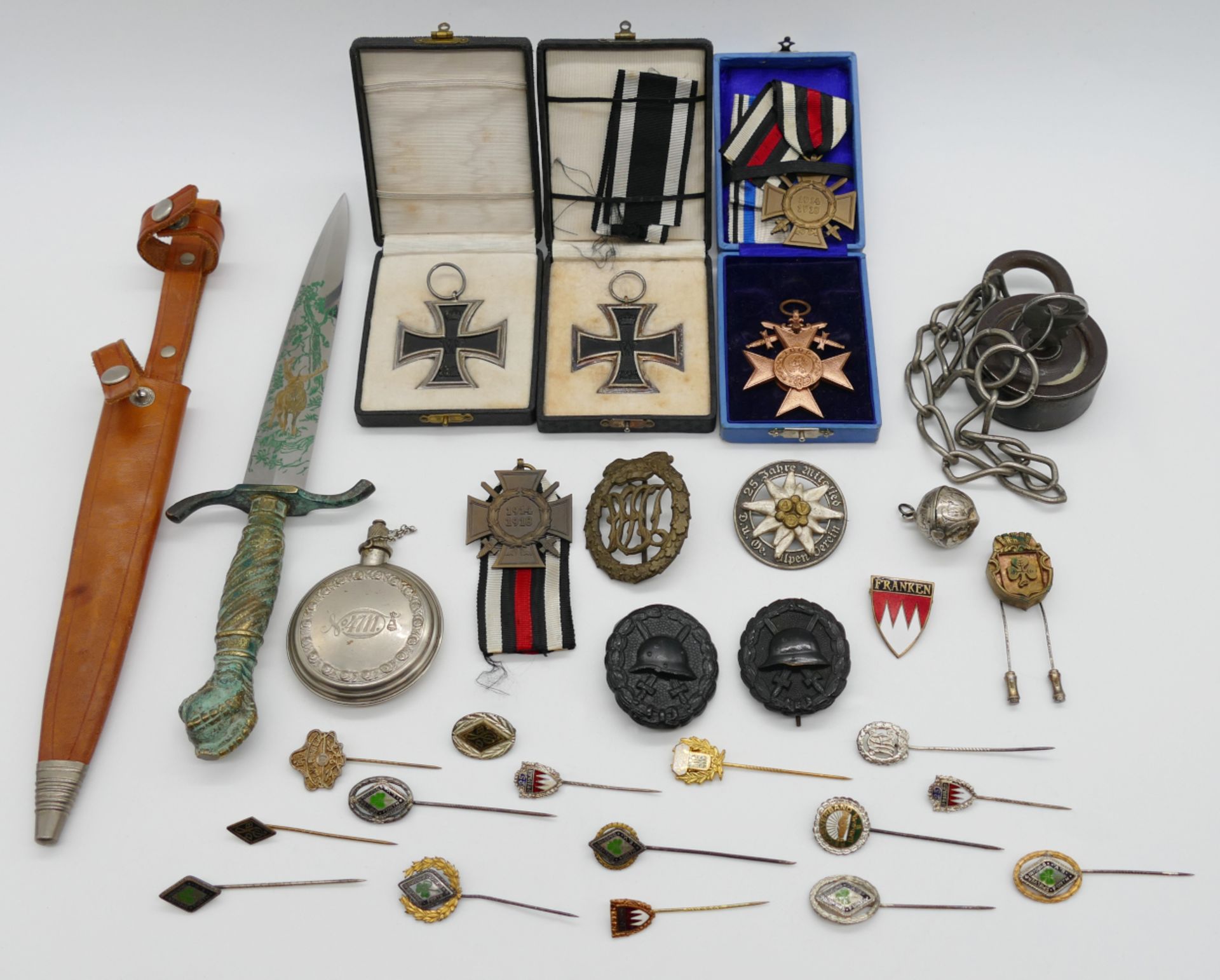 1 Konv. Orden/Anstecknadeln u.a., 1. WK: z.B. "Eisernes Kreuz", "Bayerisches Militärverdienstkreuz",