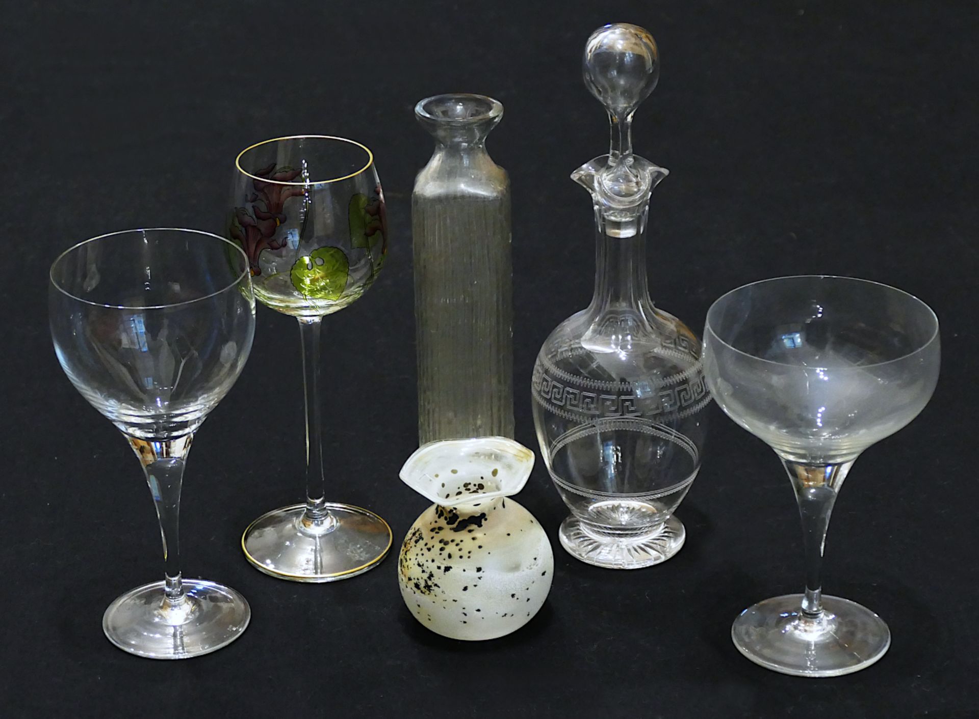1 großes Konv. Glasobjekte (ca. 85 Teile) z.T. ROSENTHAL: Gläser versch. Formen, Glasschale "Romanze