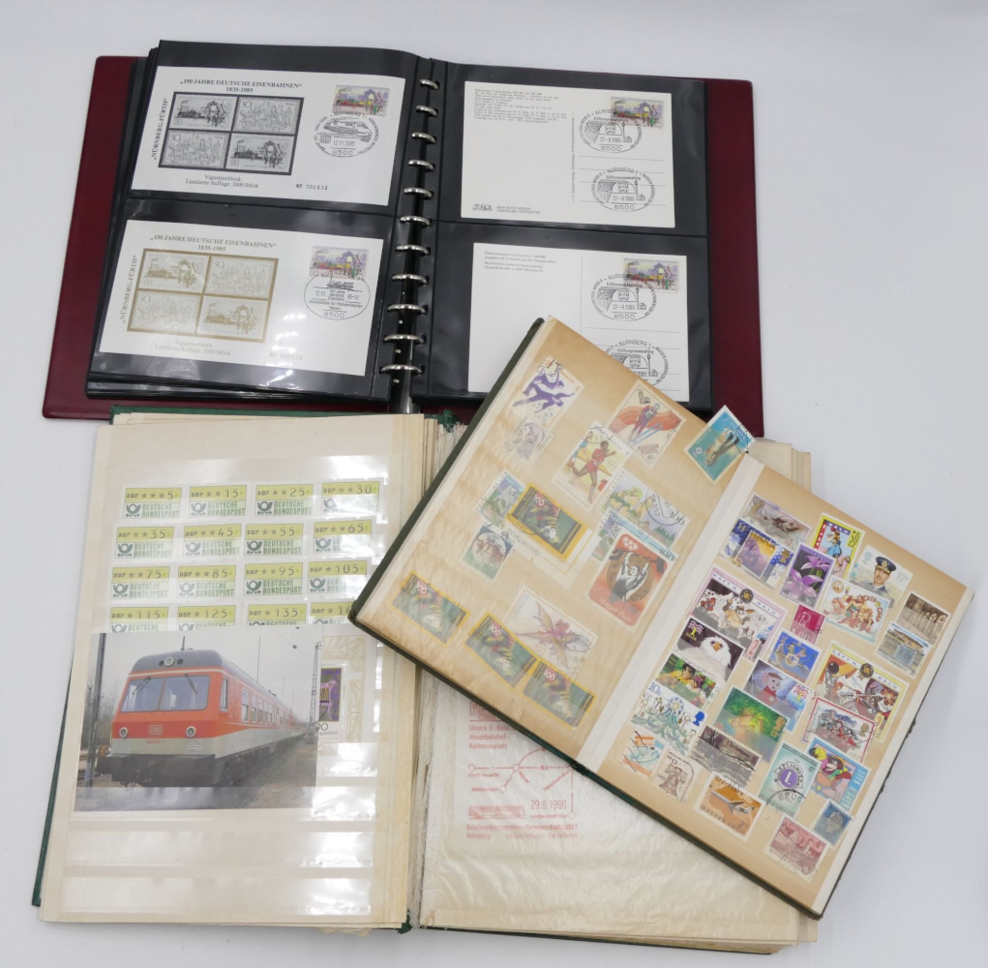 9 Briefmarkenalben und -ordner z.T. LEUCHTTURM: BRD, Vatikan, min. Drittes Reich und Alle Welt