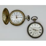 1 Taschenuhr OMEGA, z.T. Silber (1 Rückdeckel fehlt), Glas lose sowie 1 Herrentaschenuhr Metall, SYS