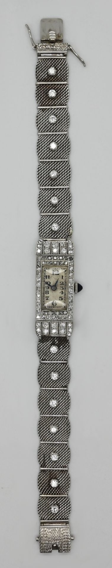 1 Damenarmbanduhr Art déco, Gehäuse Platin mit Altschliffbrillanten bis zu ca. 0,04ct., wohl Saphir - Image 2 of 2