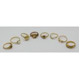 1 Konv. Ringe: GG 14ct. (5 Stück) z.T. mit Brillanten, GG 8ct. (2 Stück) sowie 1 historischer Ring u