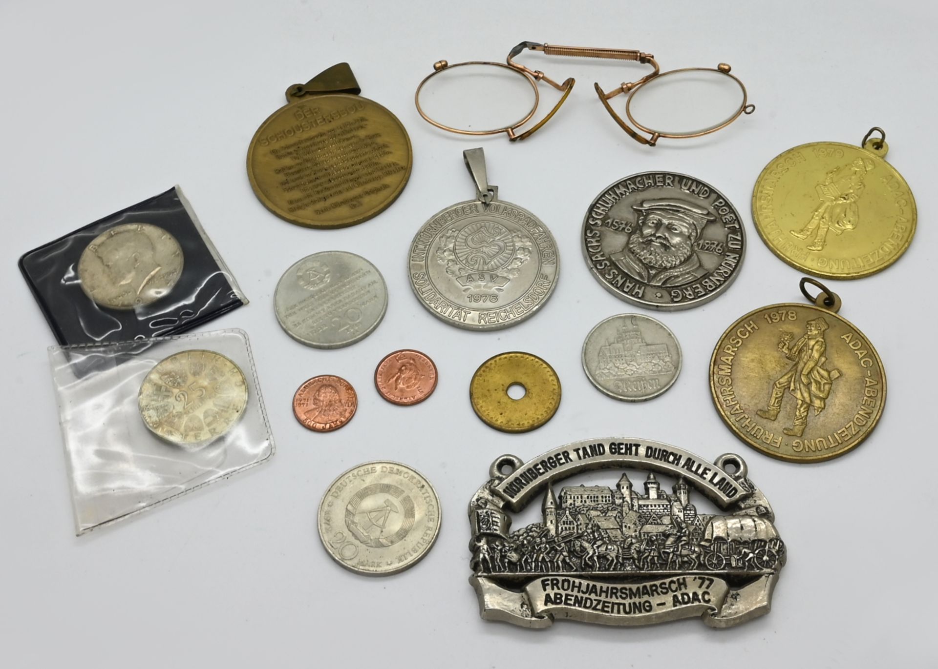 1 Konv. Armband-/Taschenuhren, Stahl/Edelstahl, verschieden sowie 1 Konv. Münzen/Medaillen u.a., woh - Image 2 of 2