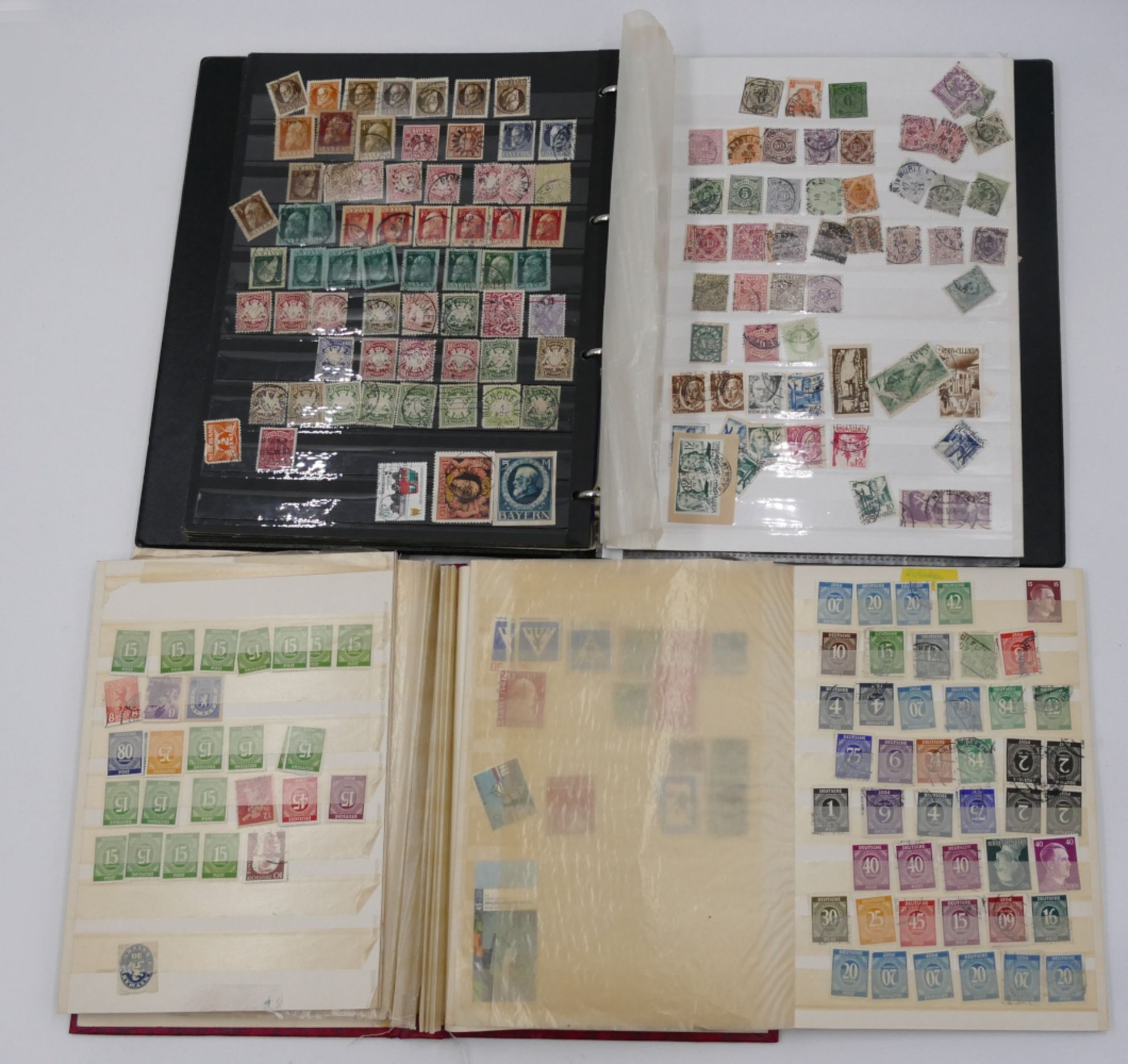 11 Briefmarkenvordruckordner und -alben z.B. Deutsches Reich, Drittes Reich, Inflationsmarken, BRD,