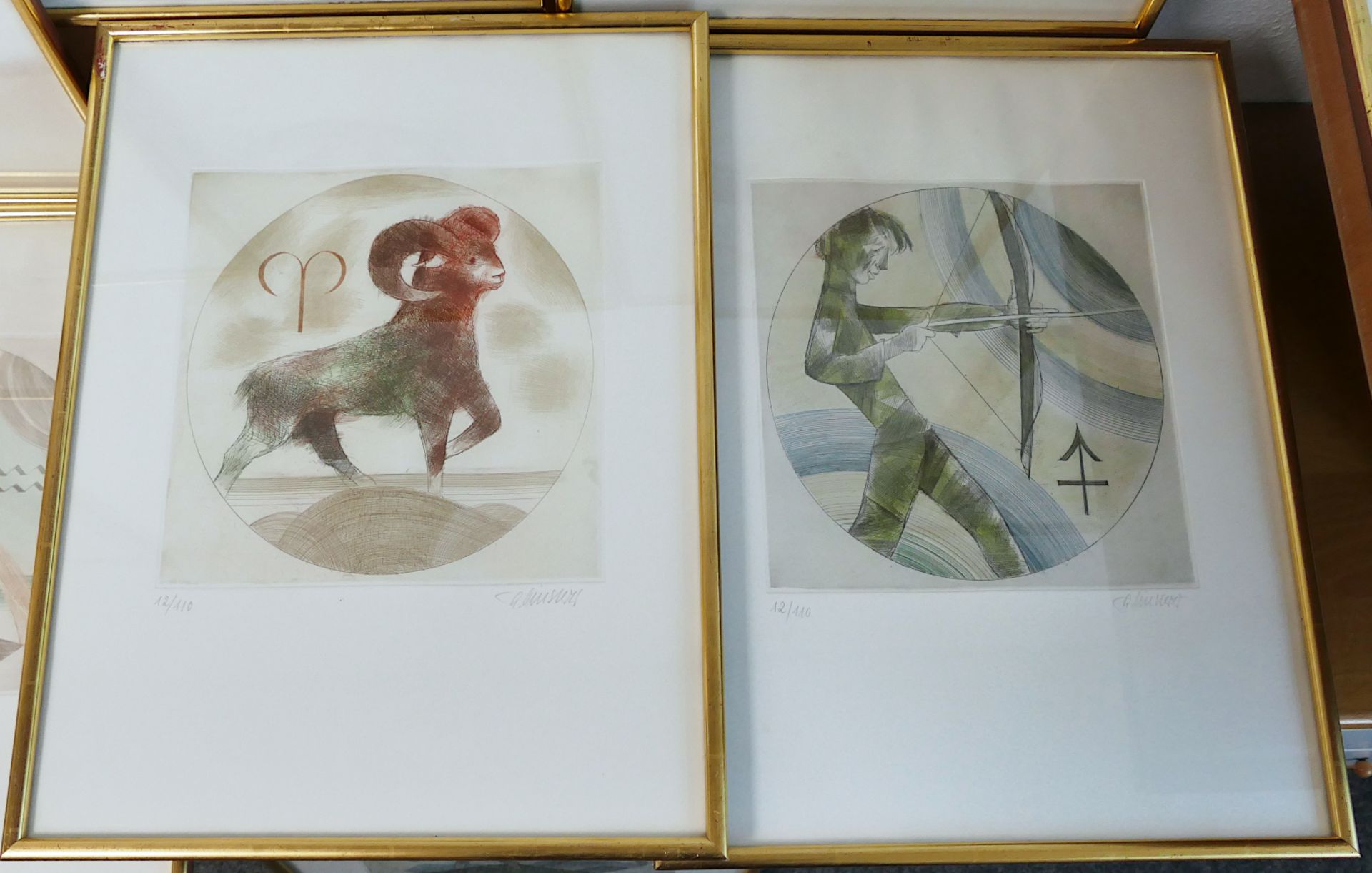 13 Lithographien sign Finsterer (wohl Alfred Finsterer 1908-1996), "Tierkreiszeichen", versch. Größe - Bild 4 aus 6
