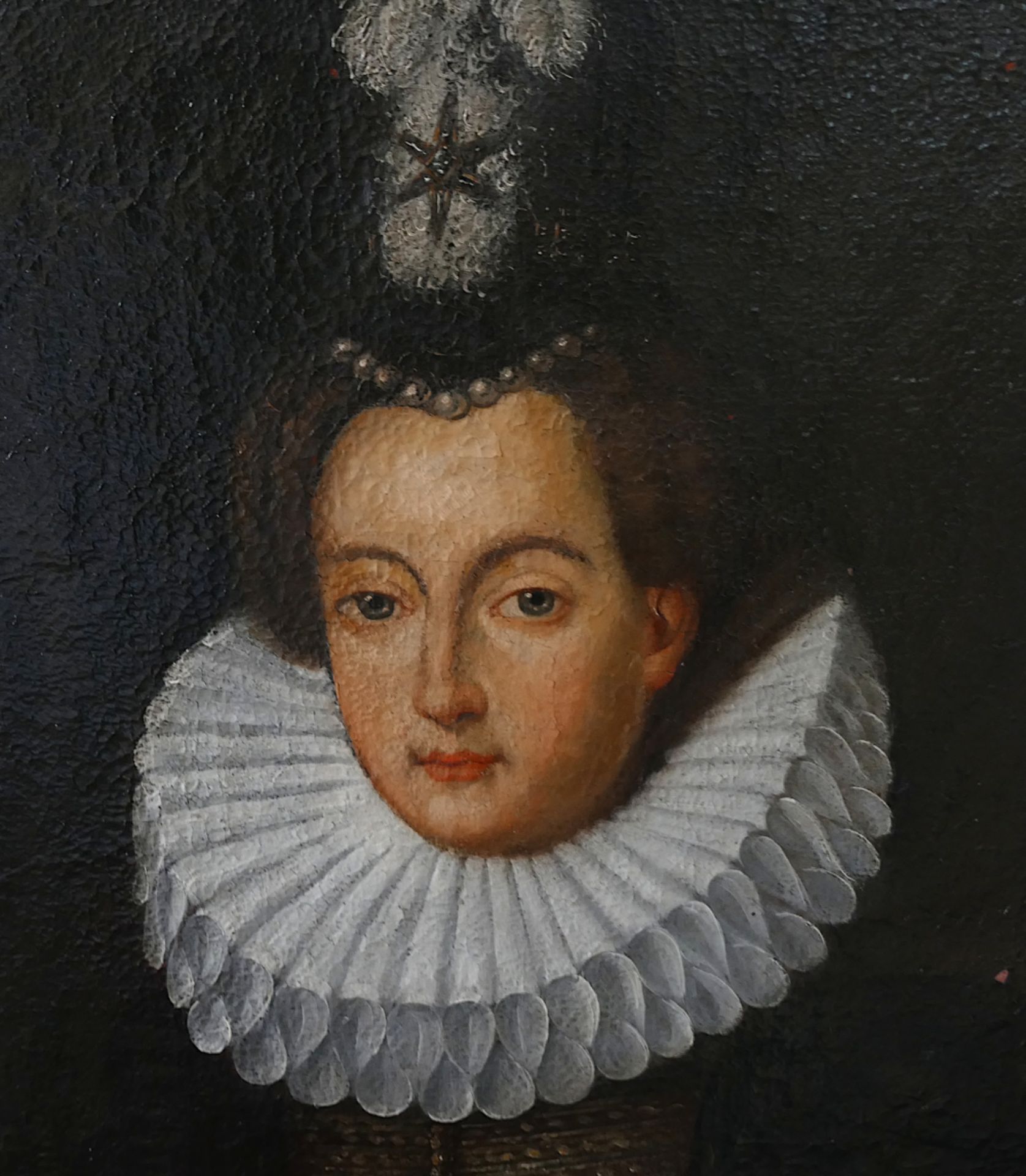 1 Ölgemälde wohl um 1600 „Damenportrait mit Halskrause und Federhaube“ - Bild 3 aus 11