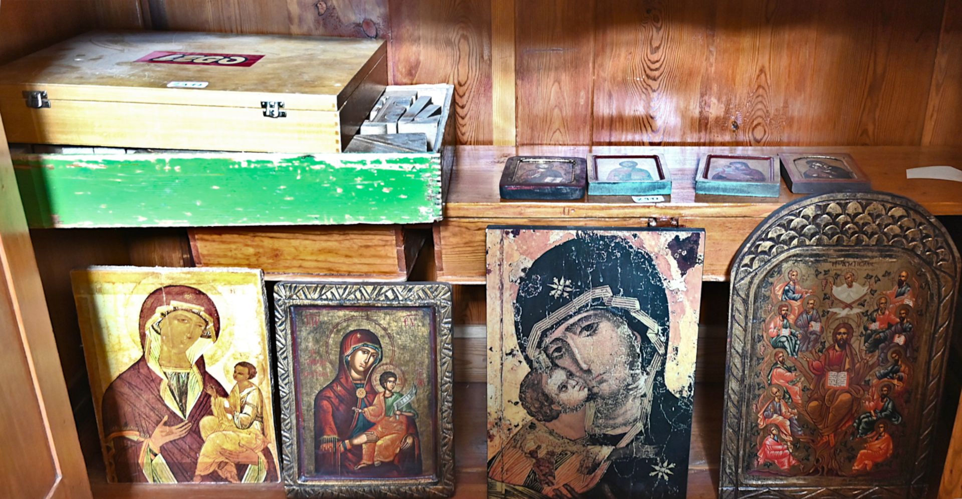 1 Konv. Holzdekorationsobjekte 20. Jh.: 12 Holzfiguren z. B. „Heilige Cäcilie“ ca, H 60cm, „Heilige - Bild 3 aus 3