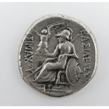 1 Münze Metall, wohl römisch, wohl antik, mit 2 Belegen von Graf Klenau von 1976: jedoch unklar ob z