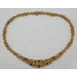 1 Collier GG 14ct., mit kleinen hellen und dunklen Perlen, min. Gsp./Tsp.