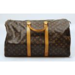 1 Reisetasche LOUIS VUITTON Monogram "Keepall", mit Schloss, B. ca. 50cm, innen sehr gut erhalten, o