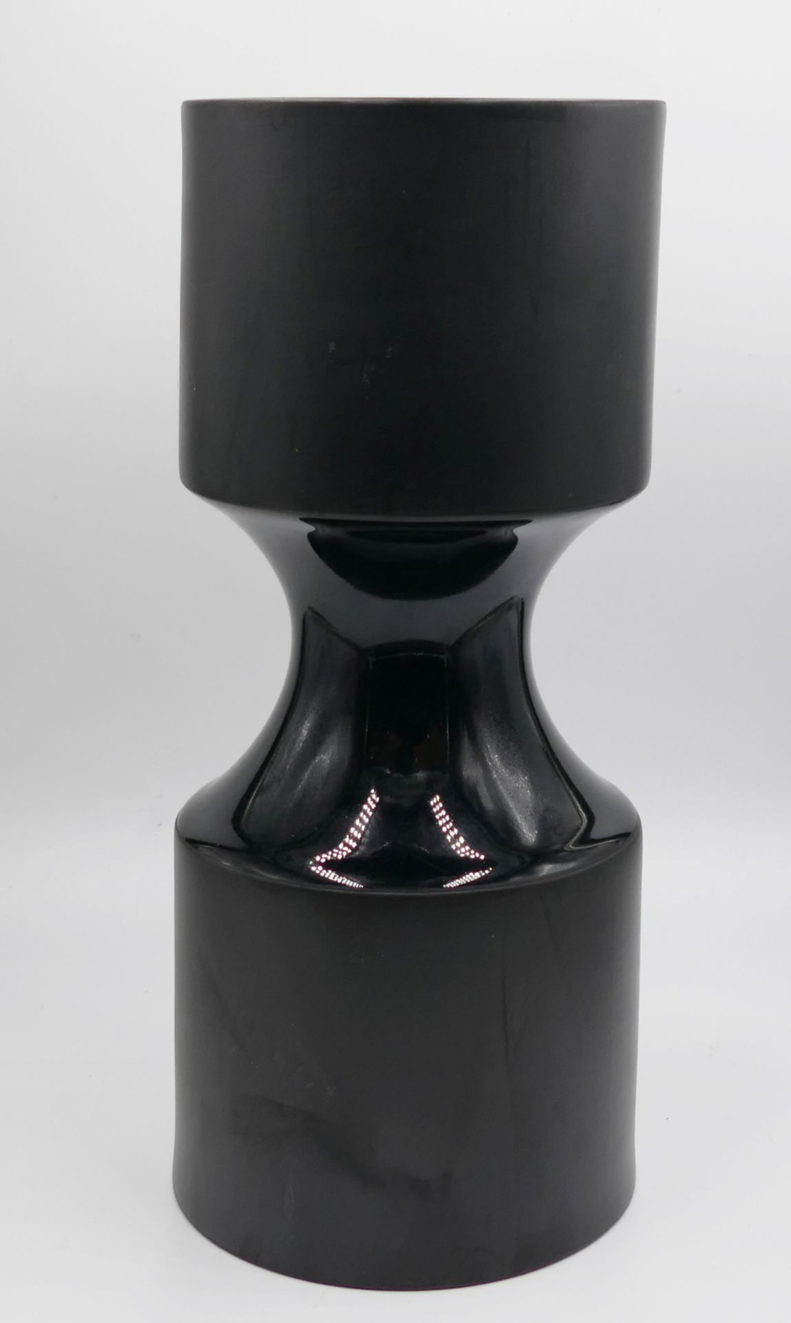 1 Vase Porzellan ROSENTHAL studio-line 1x gestr., Design: Tapio WIRKKALA, schwarz z.T. mattiert, H c